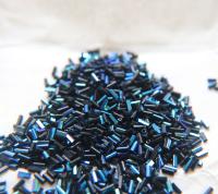 True Cuts Size 2 (2x4mm) Bugle Beads 5/10/20/50/250/500 Grams Jet Black Aurore Boreale loose tube beads