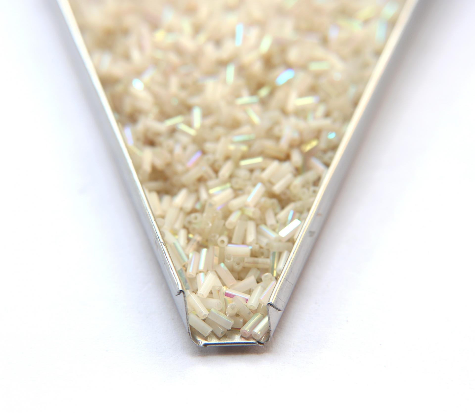 True Cuts Size 2 (2x4mm) Bugle Beads 5/10/20/50/250/500 Grams Patina White Opal Aurore Boreale loose tube beads