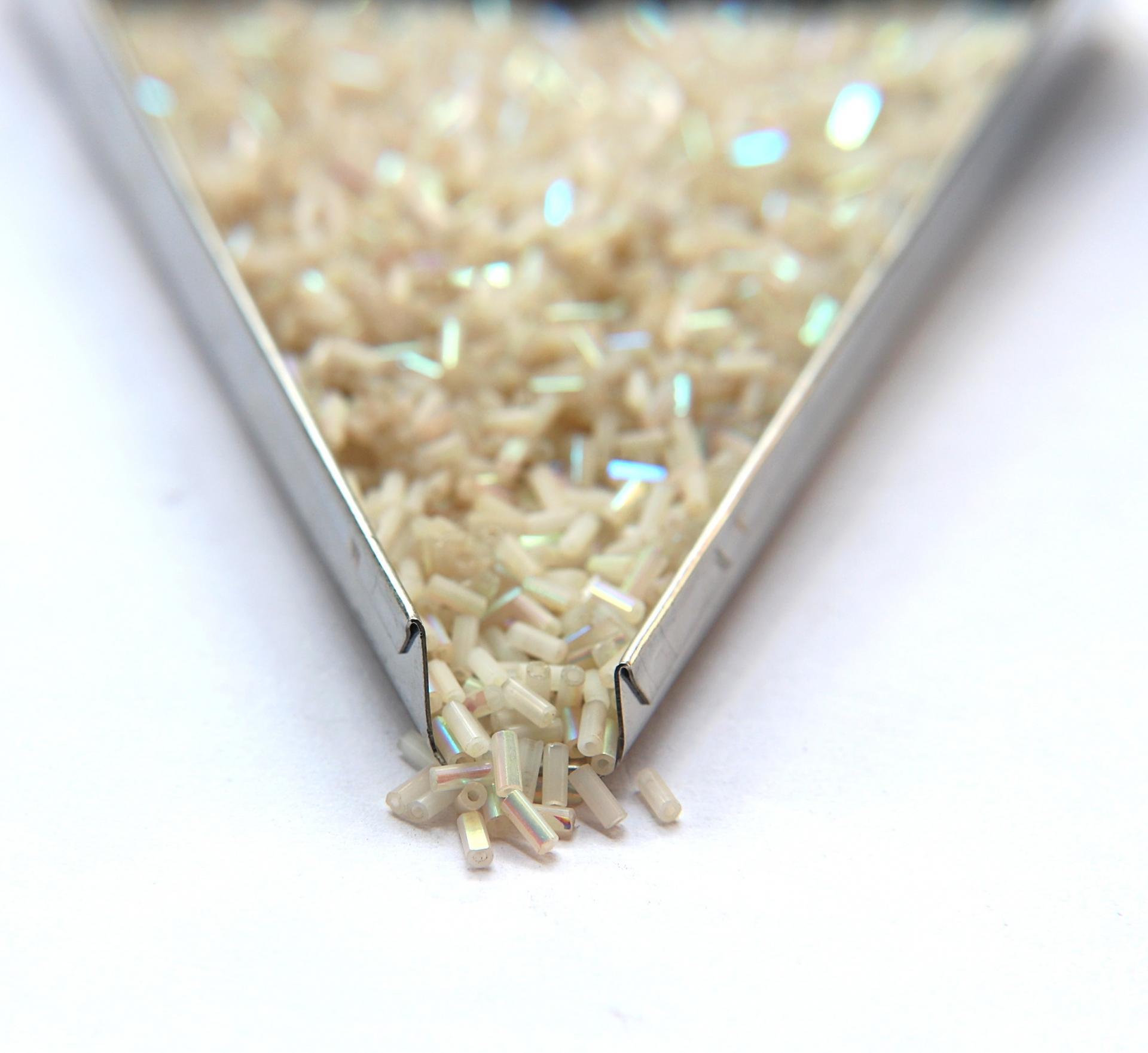 True Cuts Size 2 (2x4mm) Bugle Beads 5/10/20/50/250/500 Grams Patina White Opal Aurore Boreale loose tube beads
