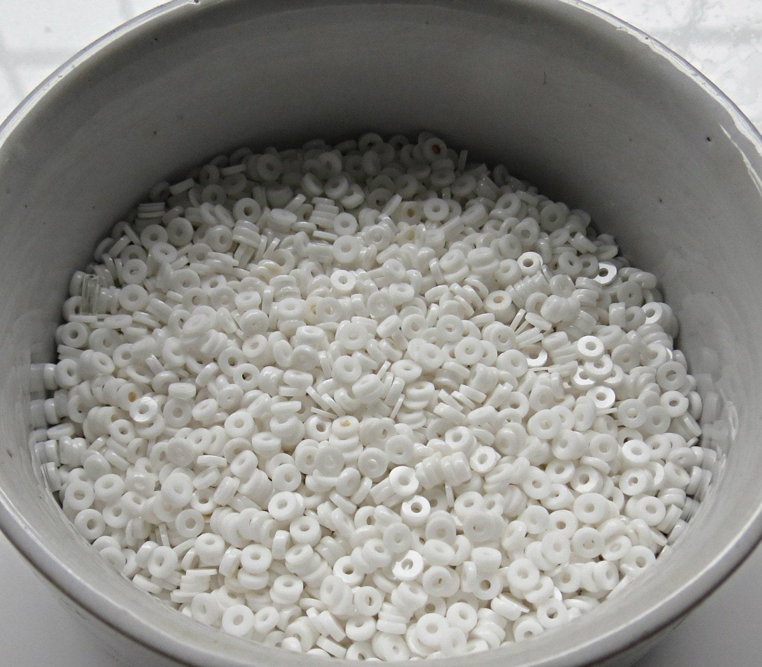 3MM Glass Sequins High Glaze Chalk White 5/10/20 Grams