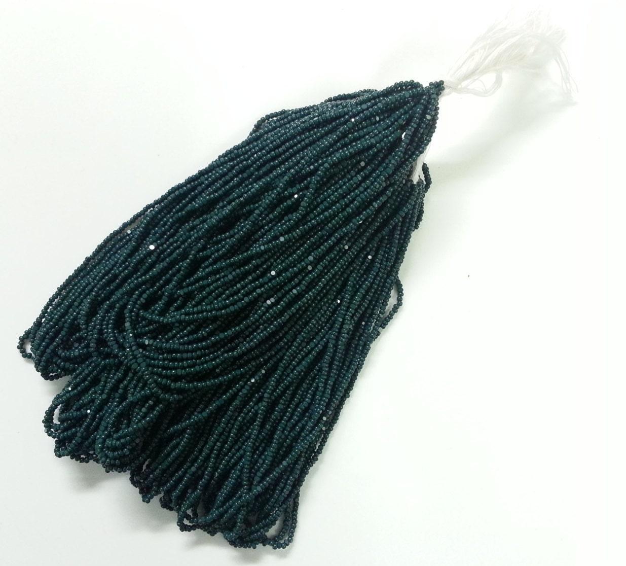 13/0 Hanks Charlotte Cut Beads 53270 Emerald Opaque 1/5/25/50/100 Hanks 1.6mm glass beads, jewelry supply, findings, craft supply, rare