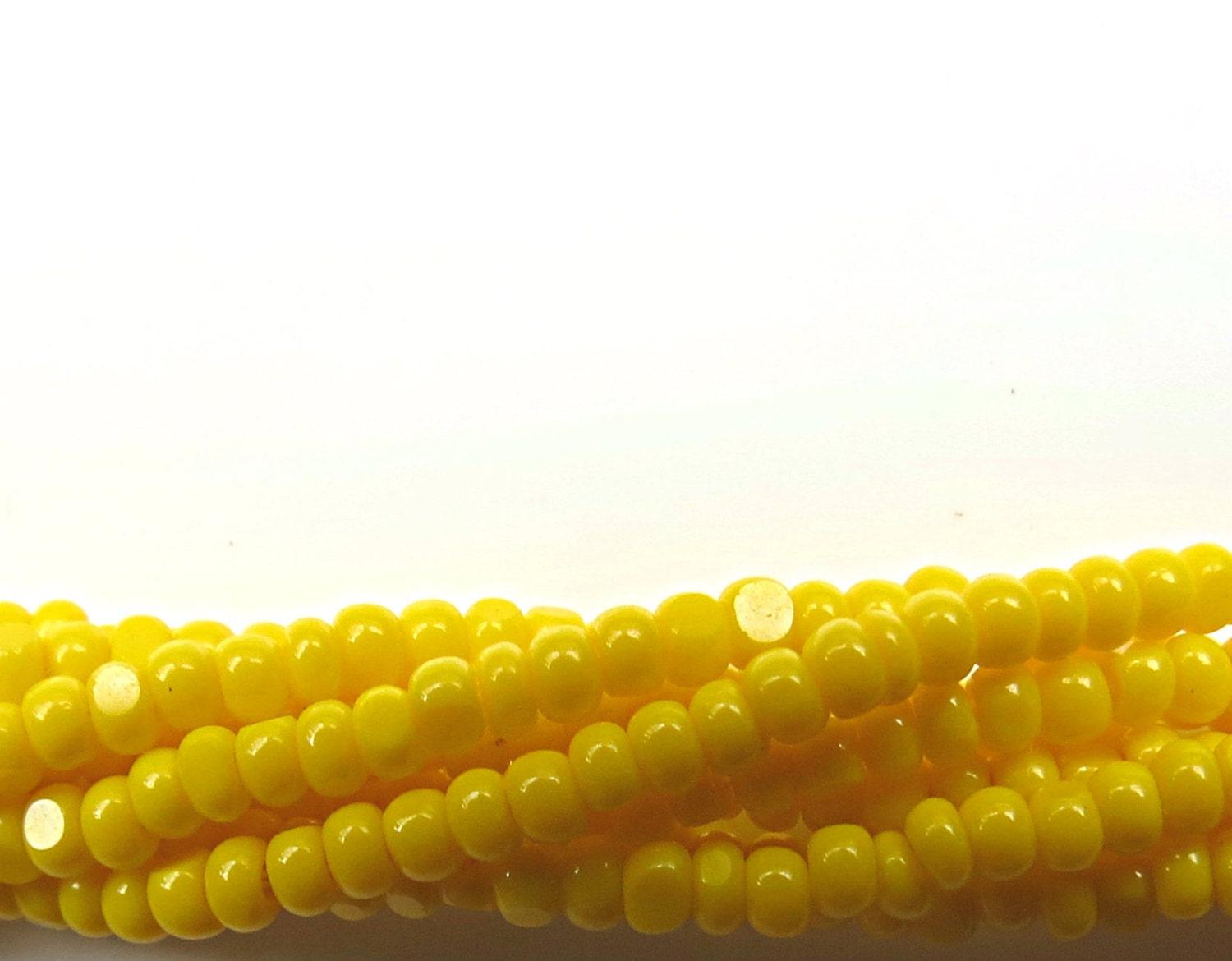 11/0 Hanks Charlotte Cut Beads 83130 Yellow (Opaque) 1/5/25/50/100 Hanks 2.0mm glass beads, jewelry supply, findings, craft supply, vintage