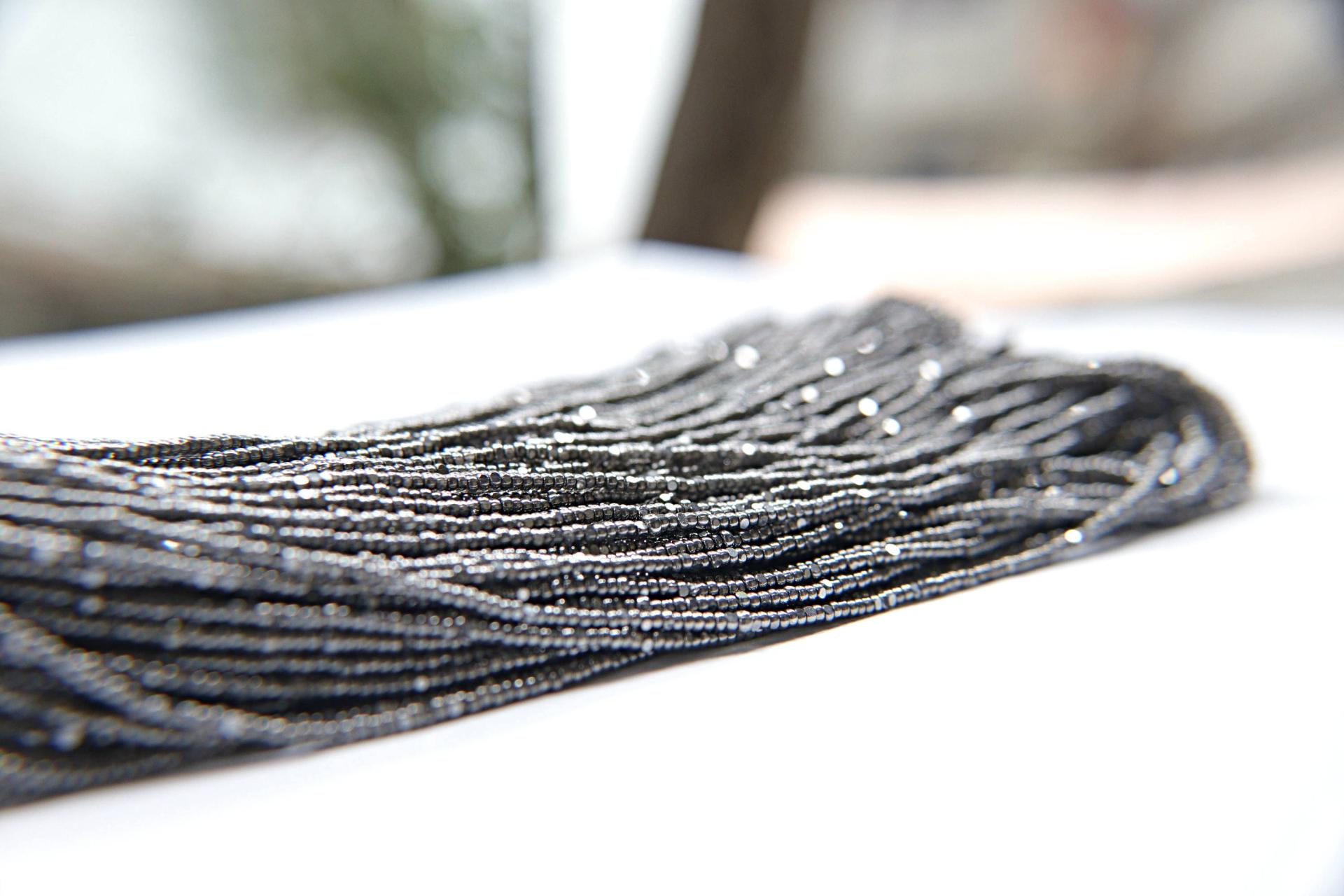 11/0 Hanks Charlotte Cut Beads 5555 Gun Metal 1/5/25/50/100 Hanks 2.0mm glass beads, jewelry supply, findings, craft supply, vintage beads