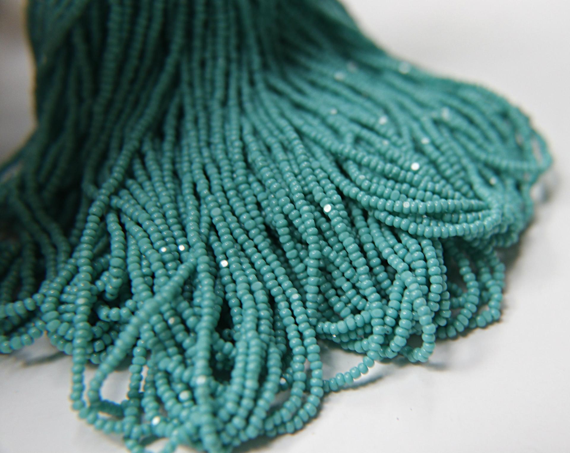 11/0 Hanks Charlotte Cut Beads 63130 Opaque Aqua Green 1/5/25/50/100 Hanks 2.0mm glass beads, jewelry supply, findings, craft supply vintage