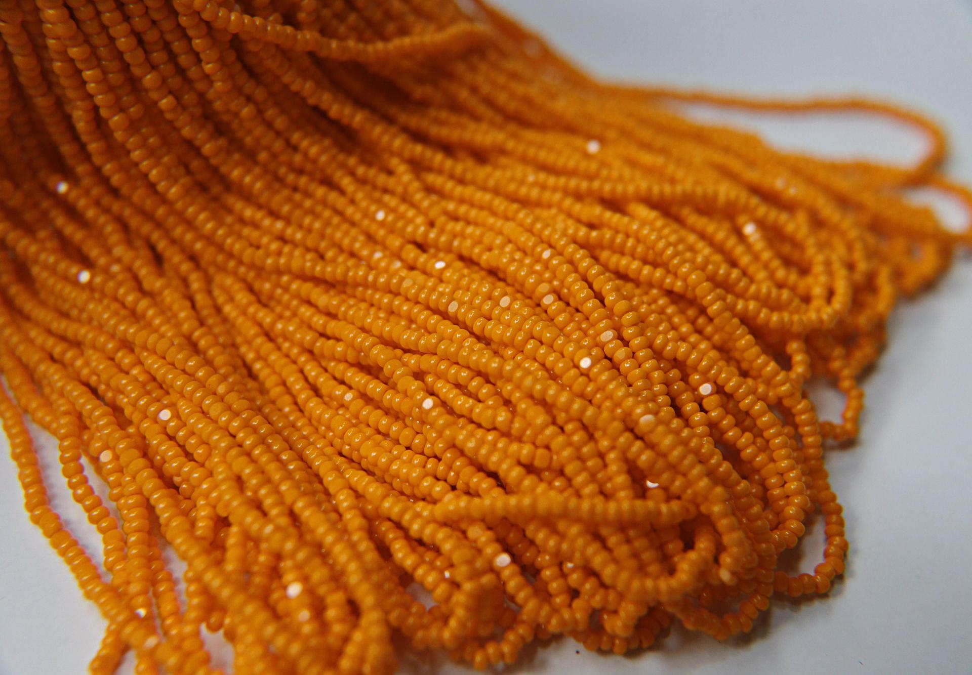 11/0 Hanks Charlotte Cut Beads 53430 Opaque Light Orange 1/5/25/50/100 Hanks 2.0mm glass beads, jewelry supply, findings, craft supply