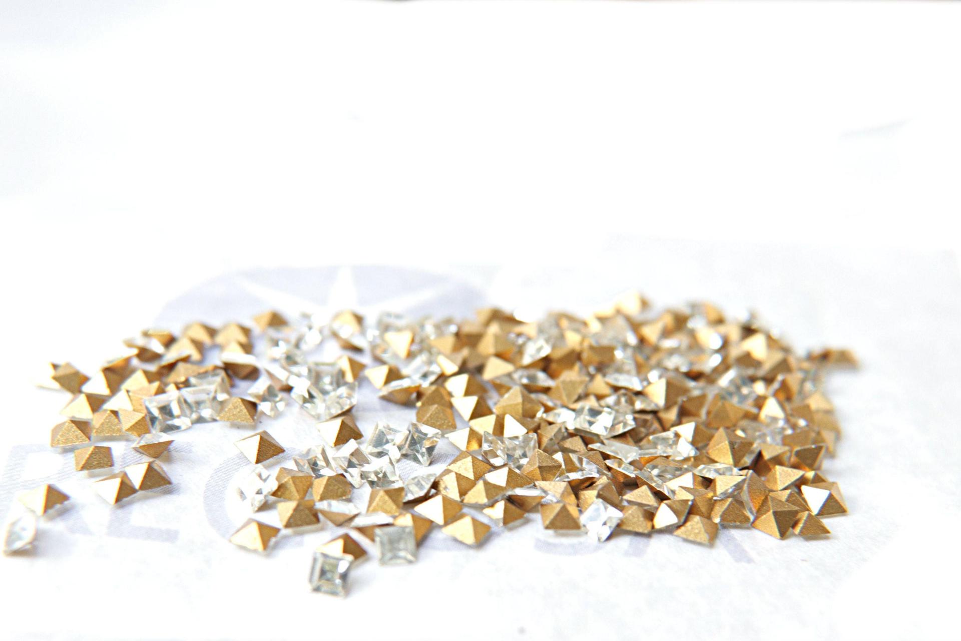 Preciosa 3/4 MM Square Fancy Stone Crystal 12/36/144/720 Pieces gemstones, jewlery making, cubic zirconium, princess cut, vintage findings