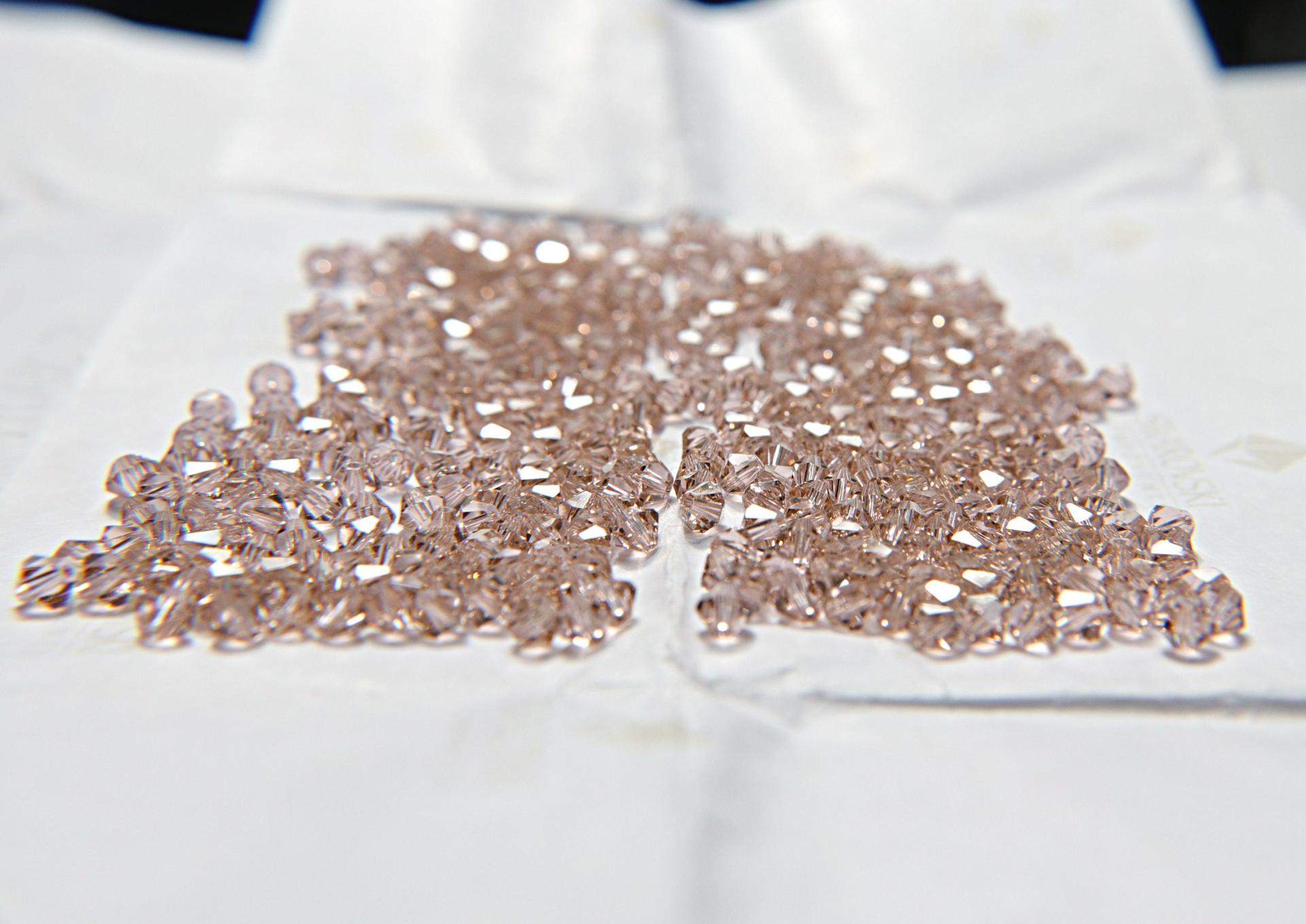 4mm Vintage Rose Swarovski Bicone crystal Beads 36/72/144/432/720 Pieces (319) embroidery beads, couture beading
