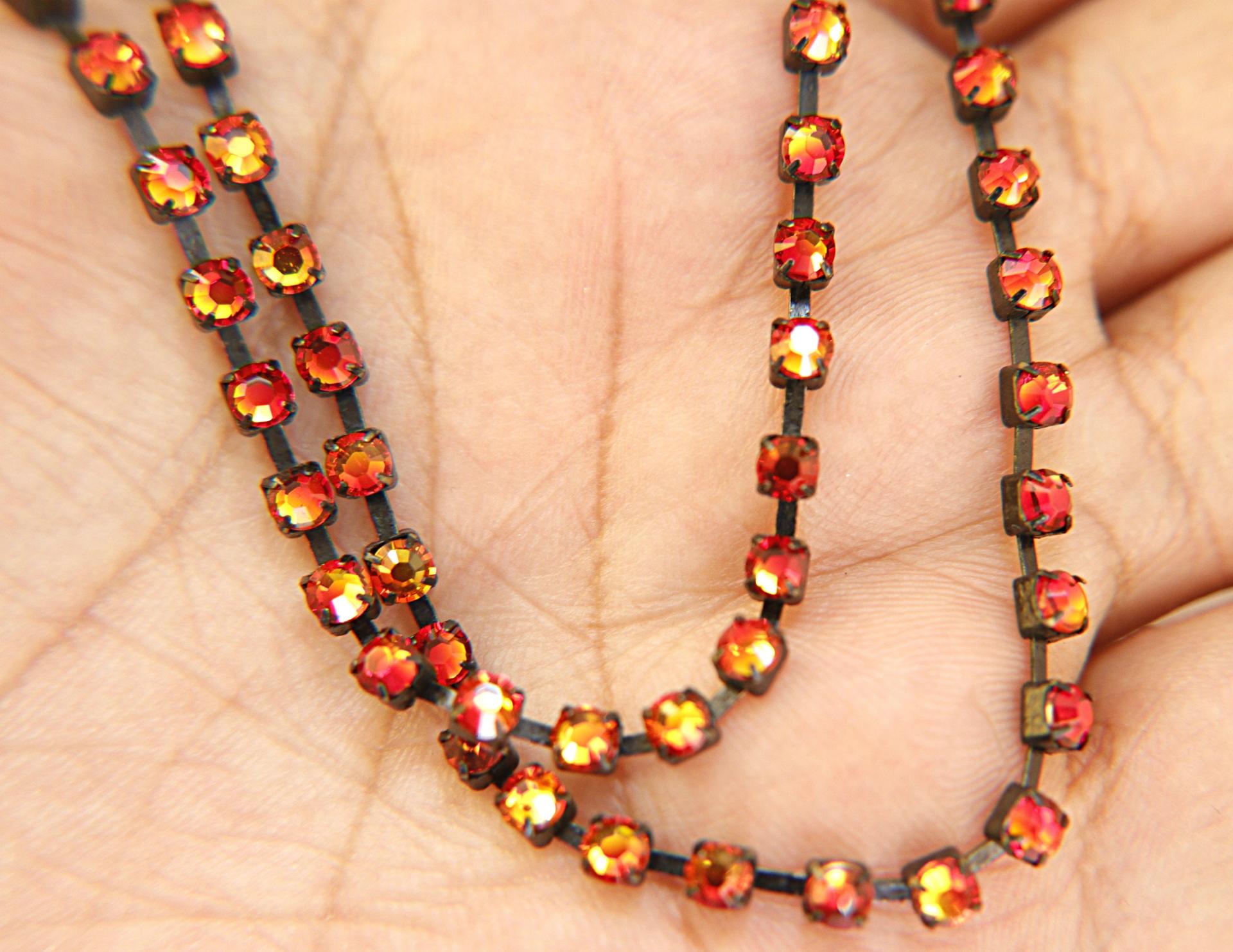 16ss Swarovski 2088 Chain in Flat Back Fireopal (4mm) 0.5/1/2/5 Meters Vintage Black Settings Wedding Cake Decoration Brooch Bouquet Supply