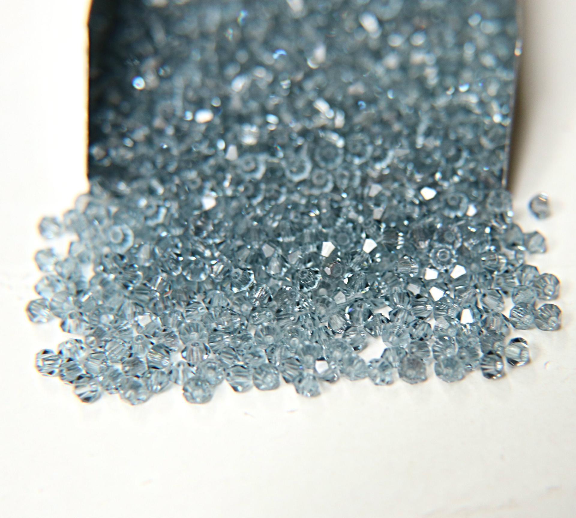 4mm Indian Sapphire Swarovski Bicone loose beads 36/72/144/432/720 Pieces (515) jewelry making beads, couture materials, vintage supplies