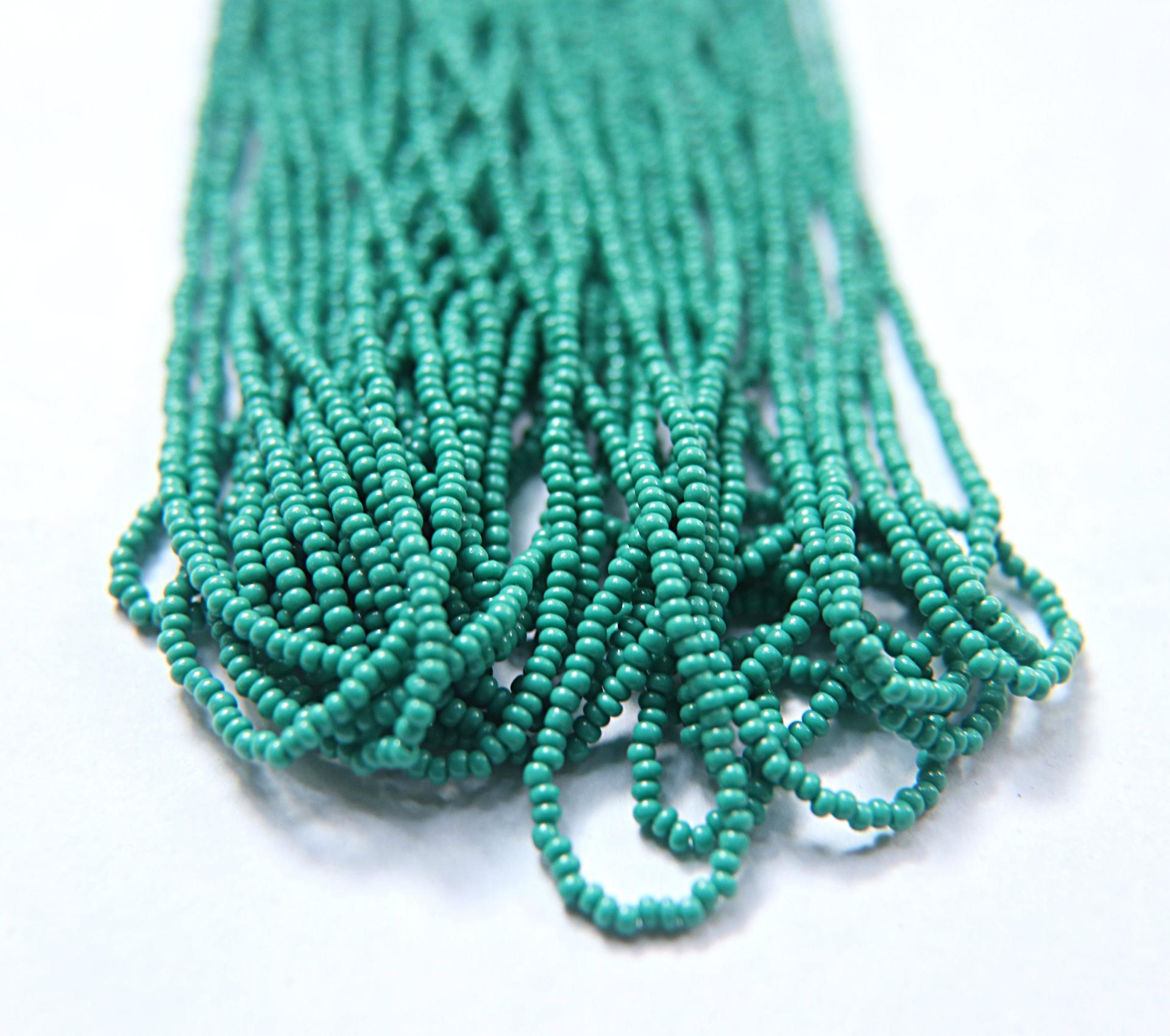 11/0 Czech Seed Bead Forest Green Opaque 1/5/25/50/100 Full hanks Preciosa Ornella loose beads, mix beads, embroidery materials
