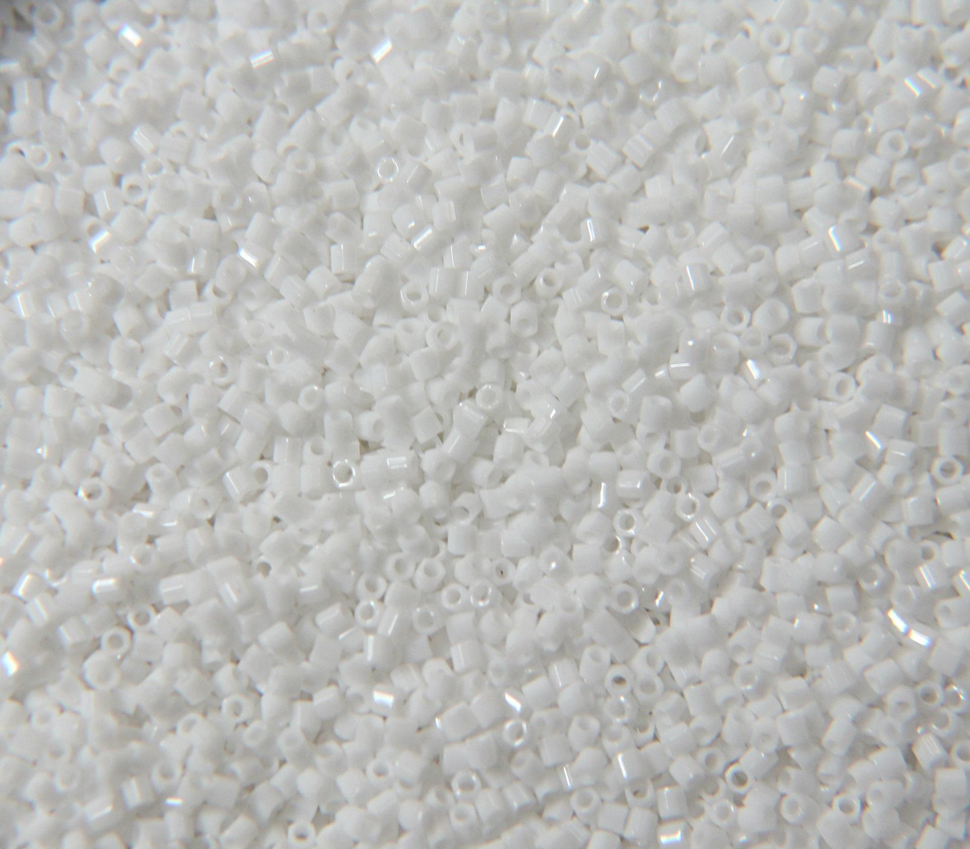 15/0 Miyuki Hex Cuts in color Chalk White Japanese Beads 10/20/50/100 Grams embroidery materials embroidery materials, beading supplies
