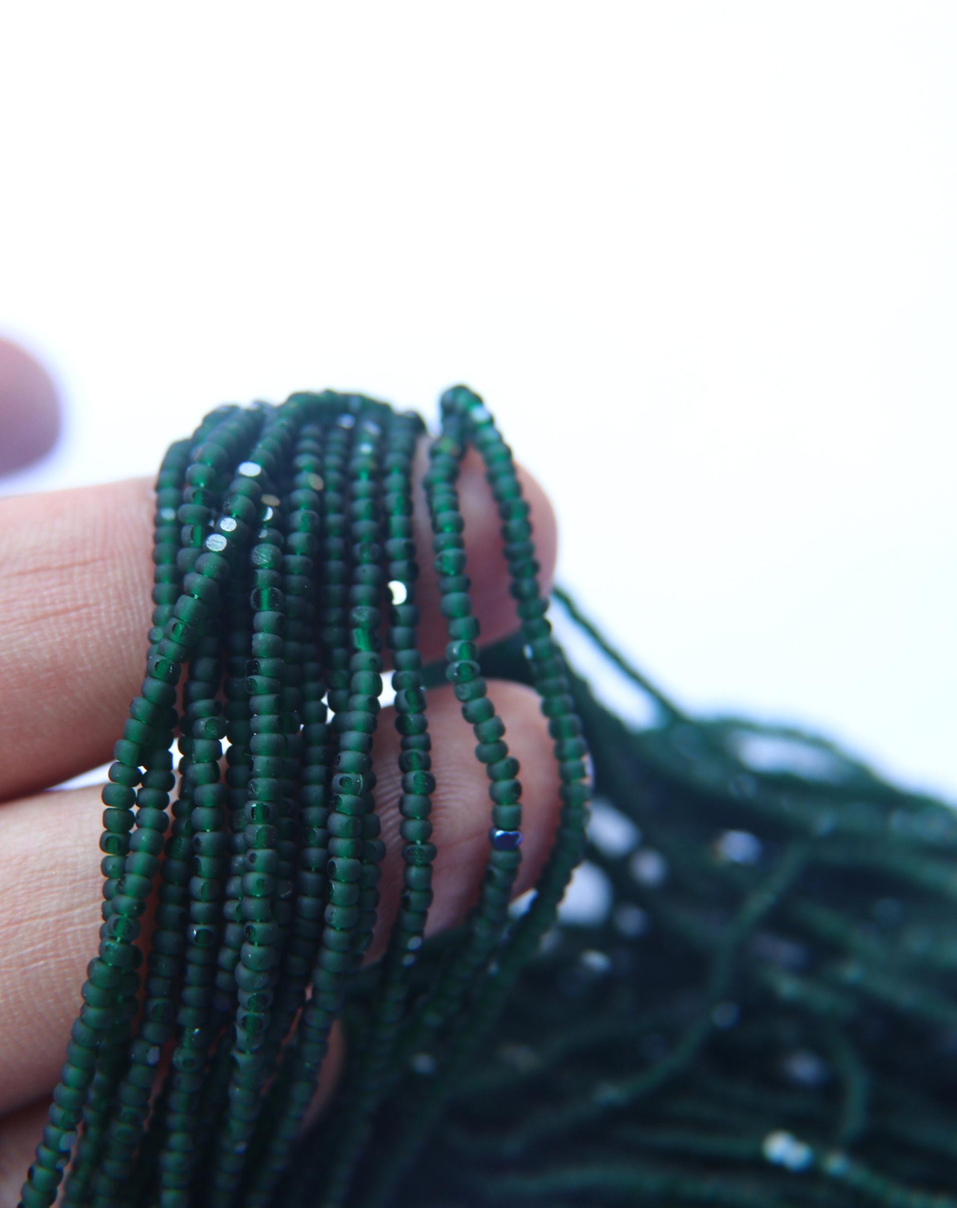 11/0 Charlotte true Cuts Beads Matt Deep Green Transparent 10/20/50/250/500 (10Grams 1300 Pieces)