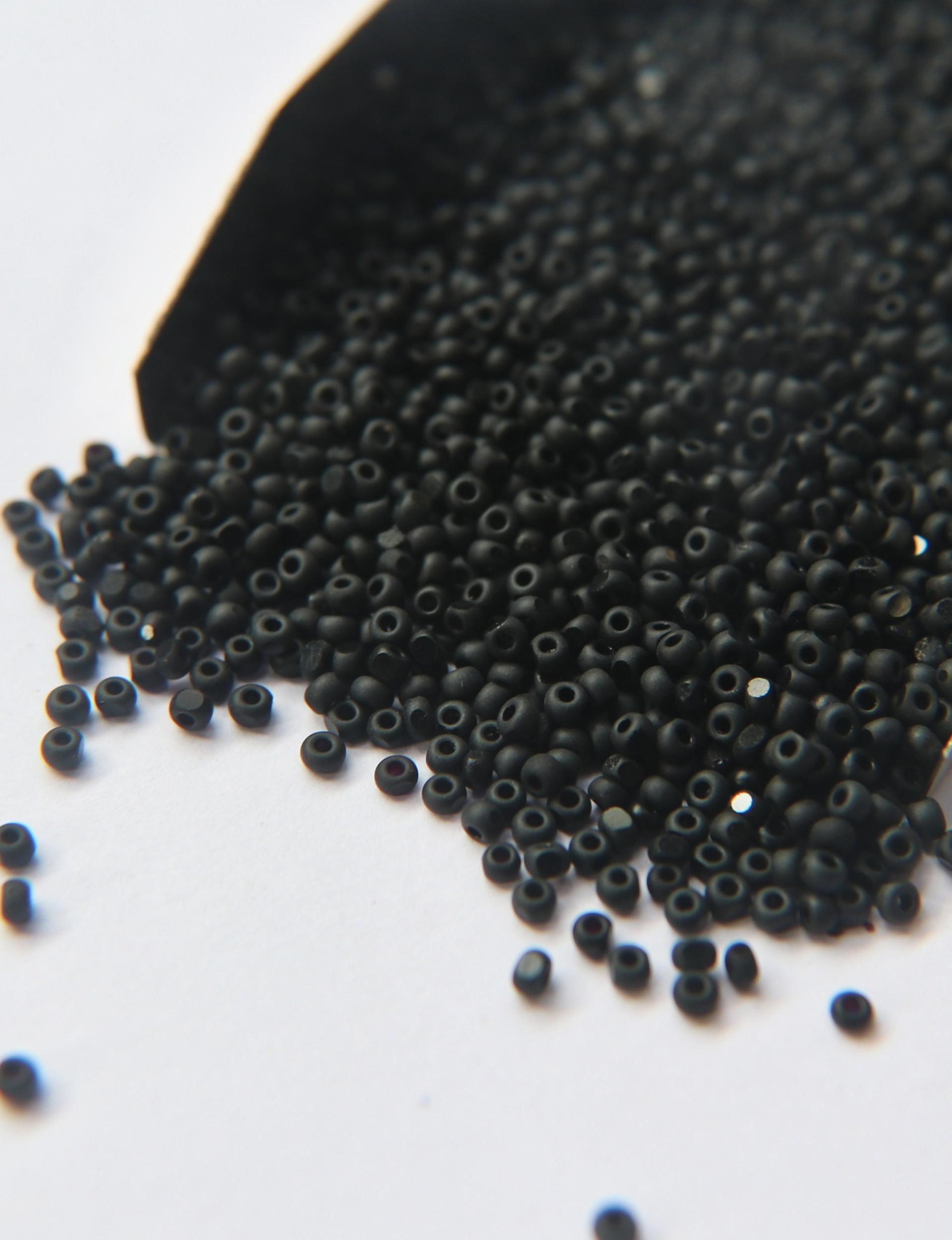 11/0 Charlotte true Cut Beads Matt Black 10/20/50/250/500 Grams (10 Grams 1300 Pieces)