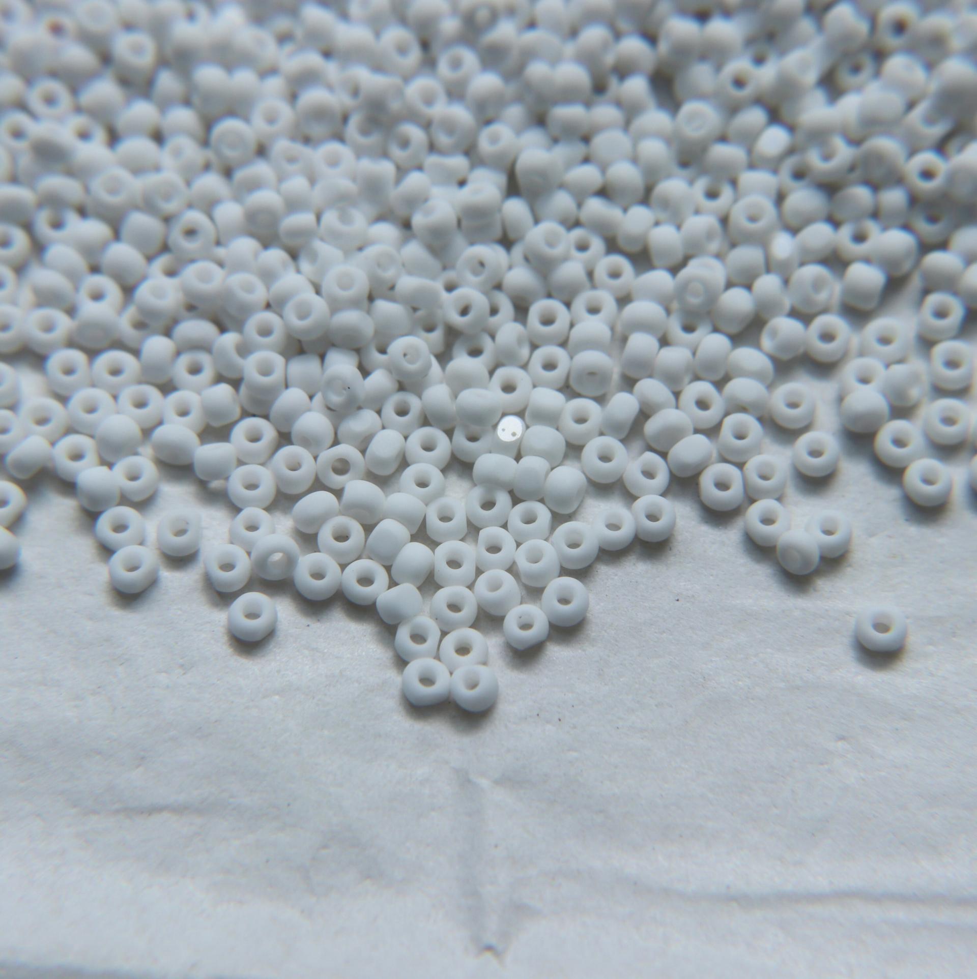 8/0 Charlotte Cut Beads Matt Chalk White 10/20/50/250/500 Grams frosted glass beads, jewelry supply, vintage findings, craft supply