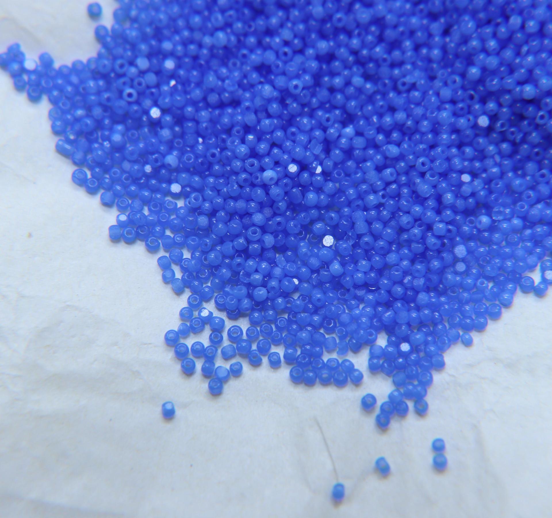 11/0 Charlotte Cut Beads Premium Medium Sapphire Opal PREMIUM SEED BEADS
