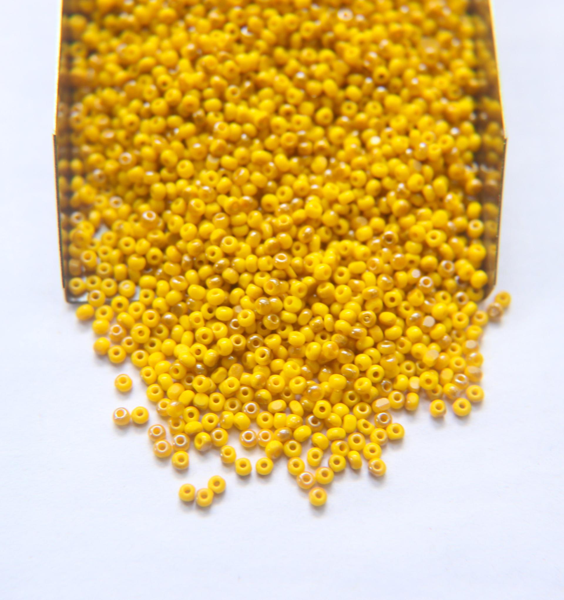 11/0 Charlotte True Cuts Beads Opaque Yellow Golden Honey 10/20/50/250/500 Grams PREMIUM MATERIALS
