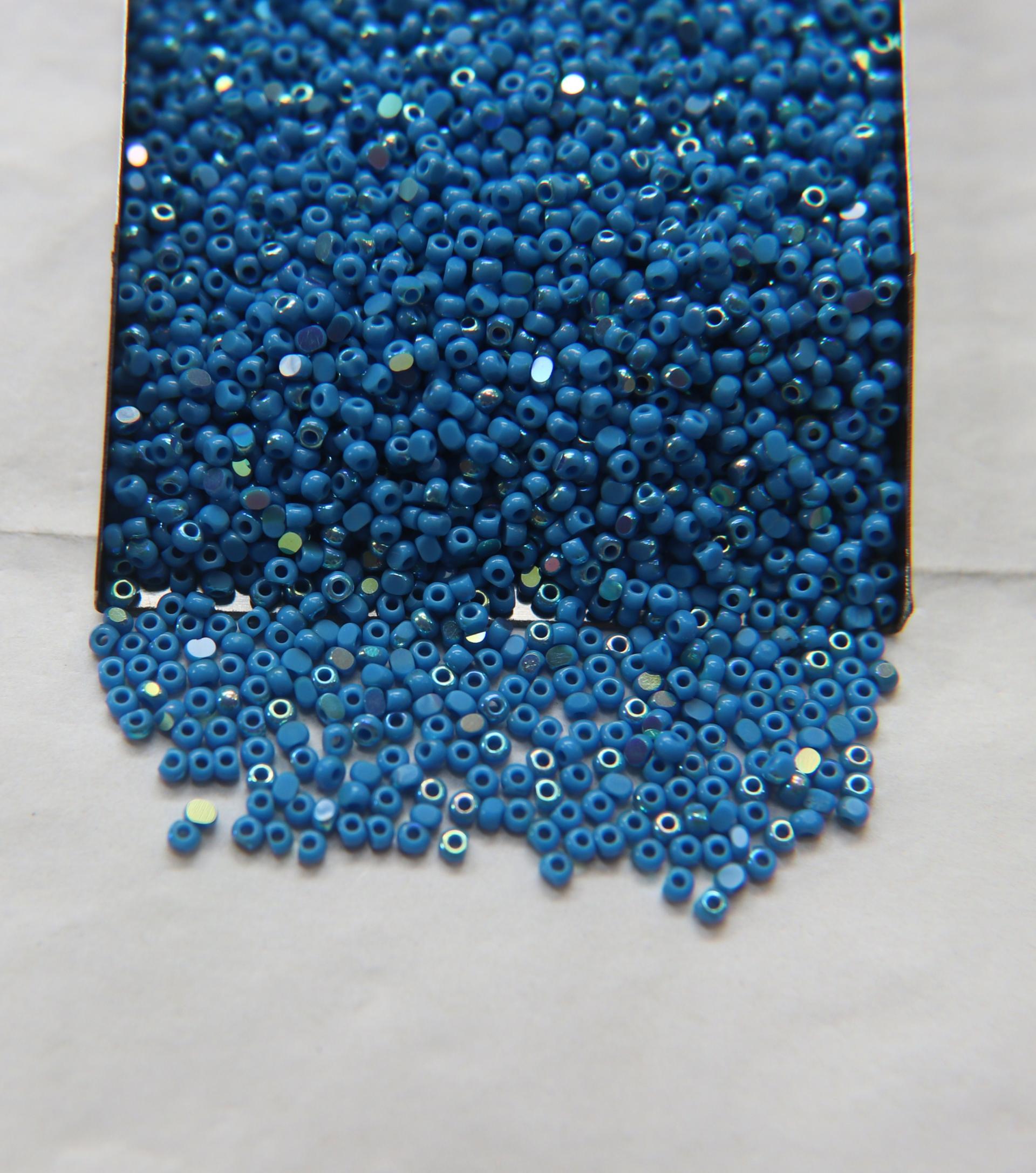 11/0 Charlotte Cut Beads Patina Opaque Deep Turquoise Blue Aurore Boreale 10/20/50/250/500 Grams 1300 Pieces