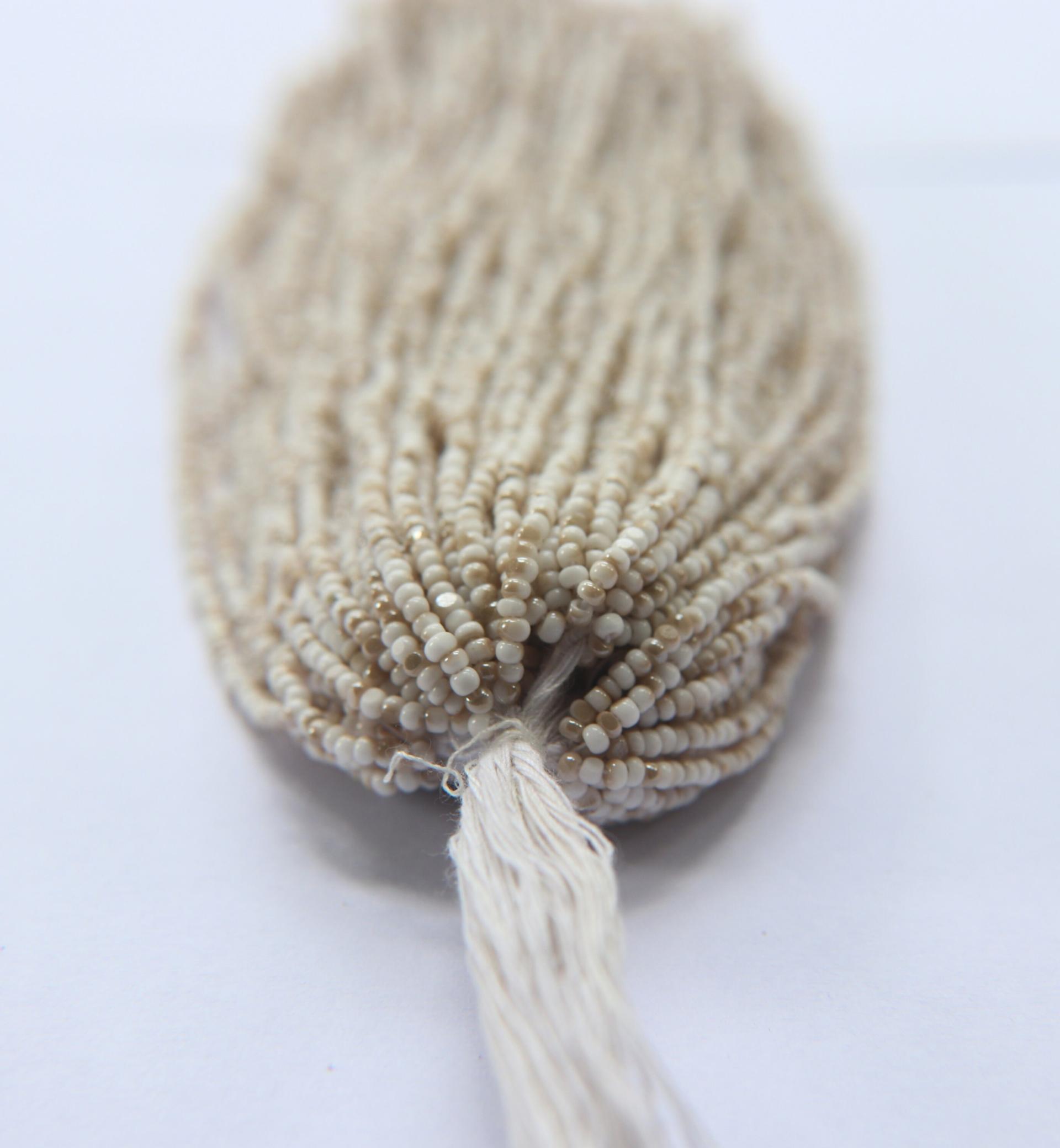 11/0 Hanks Charlotte true Cut Beads Patina Chalk White Golden Honey 1/5/25/50/100 Hanks PREMIUM SEED Beads, NATIVE supplies