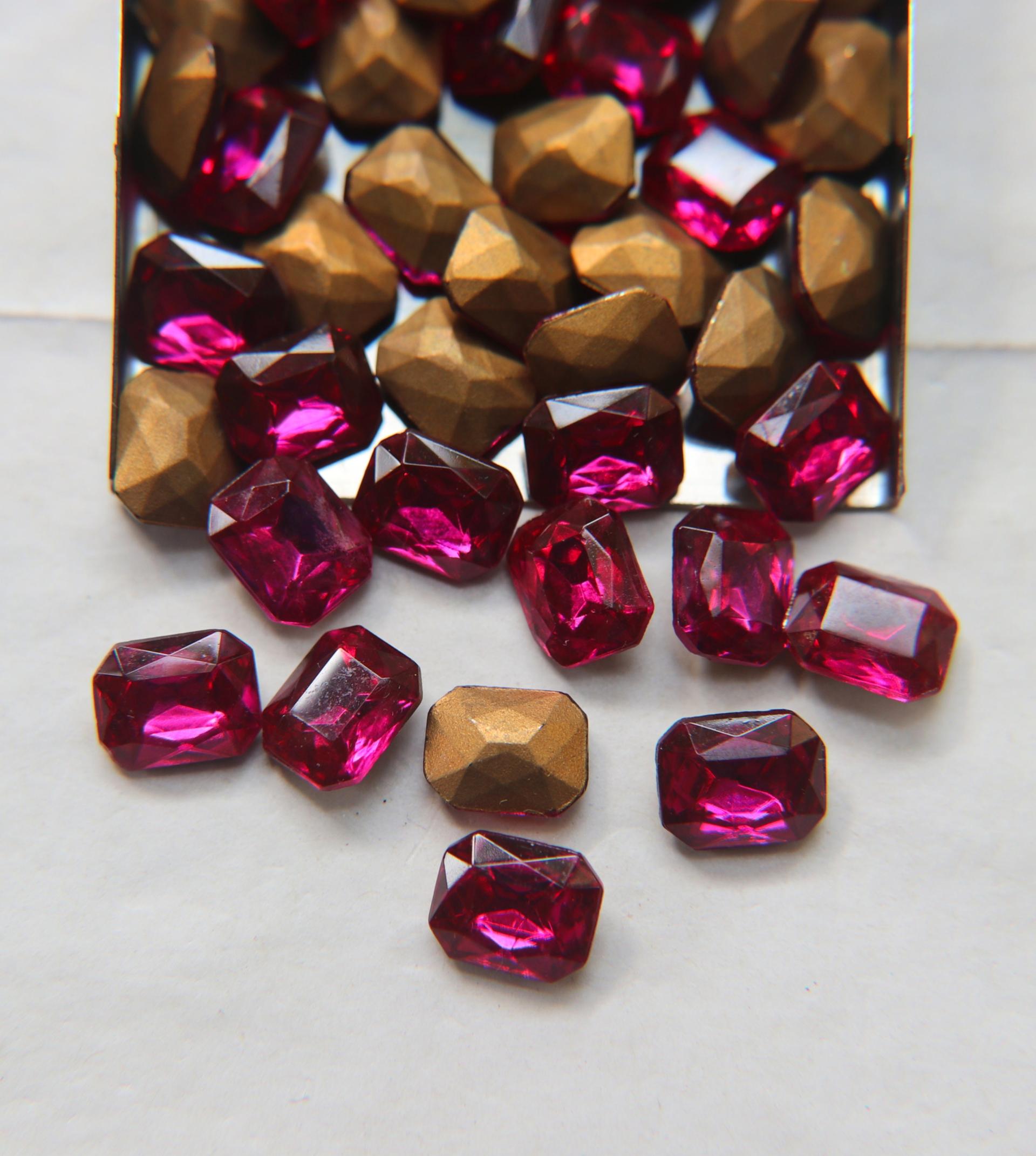 Vintage Swarovski Fuchsia Octagon rare Fancy Stone 10mm x 8mm 12/36/144 Pieces gemstones, jewlery making, color zirconium