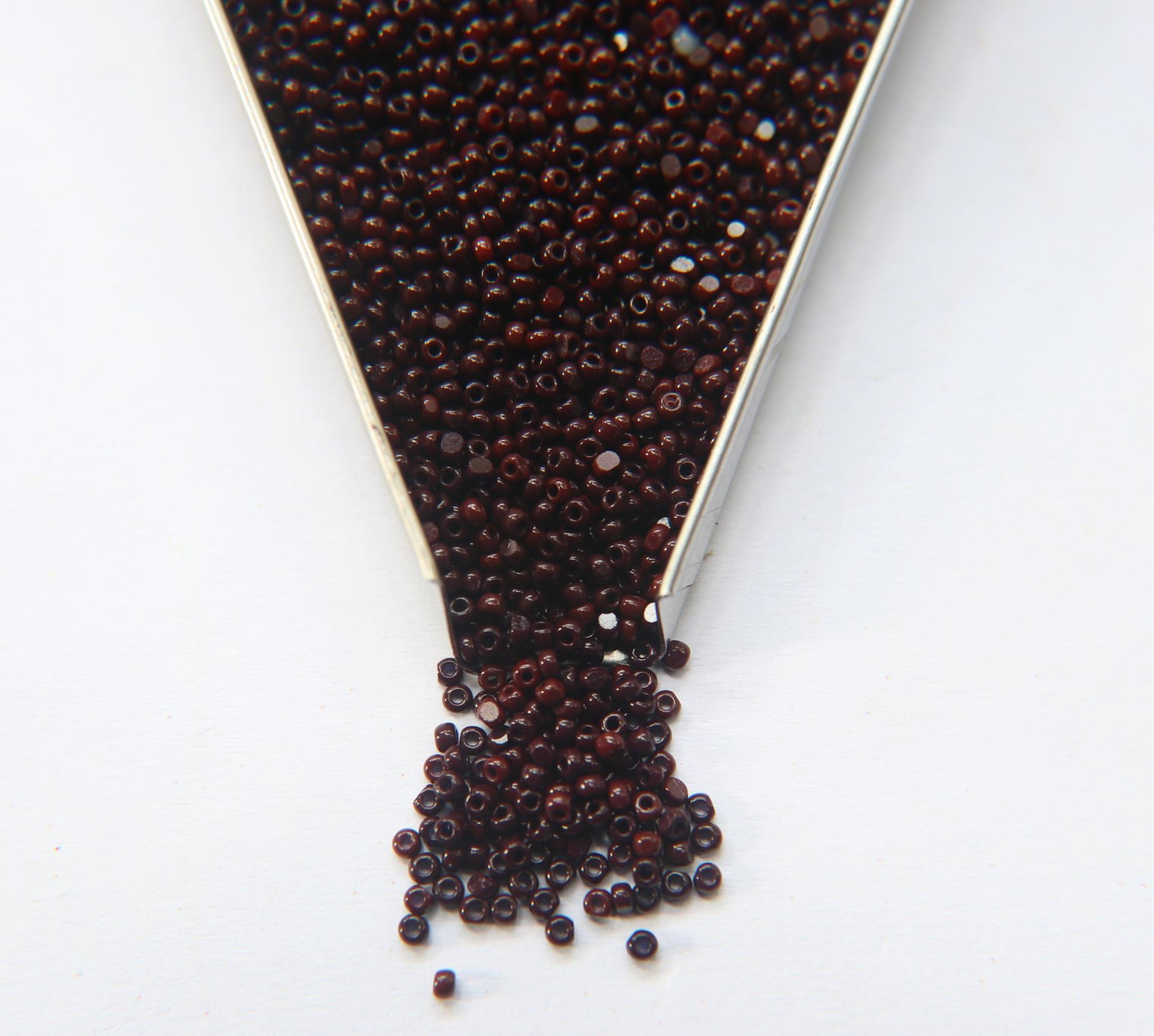 11/0 Charlotte true Cut Beads 2MM Opaque Chocolate Brown Rust Mix 10/20/50/250/500 Grams jewelry supply, findings, craft supply, vintage