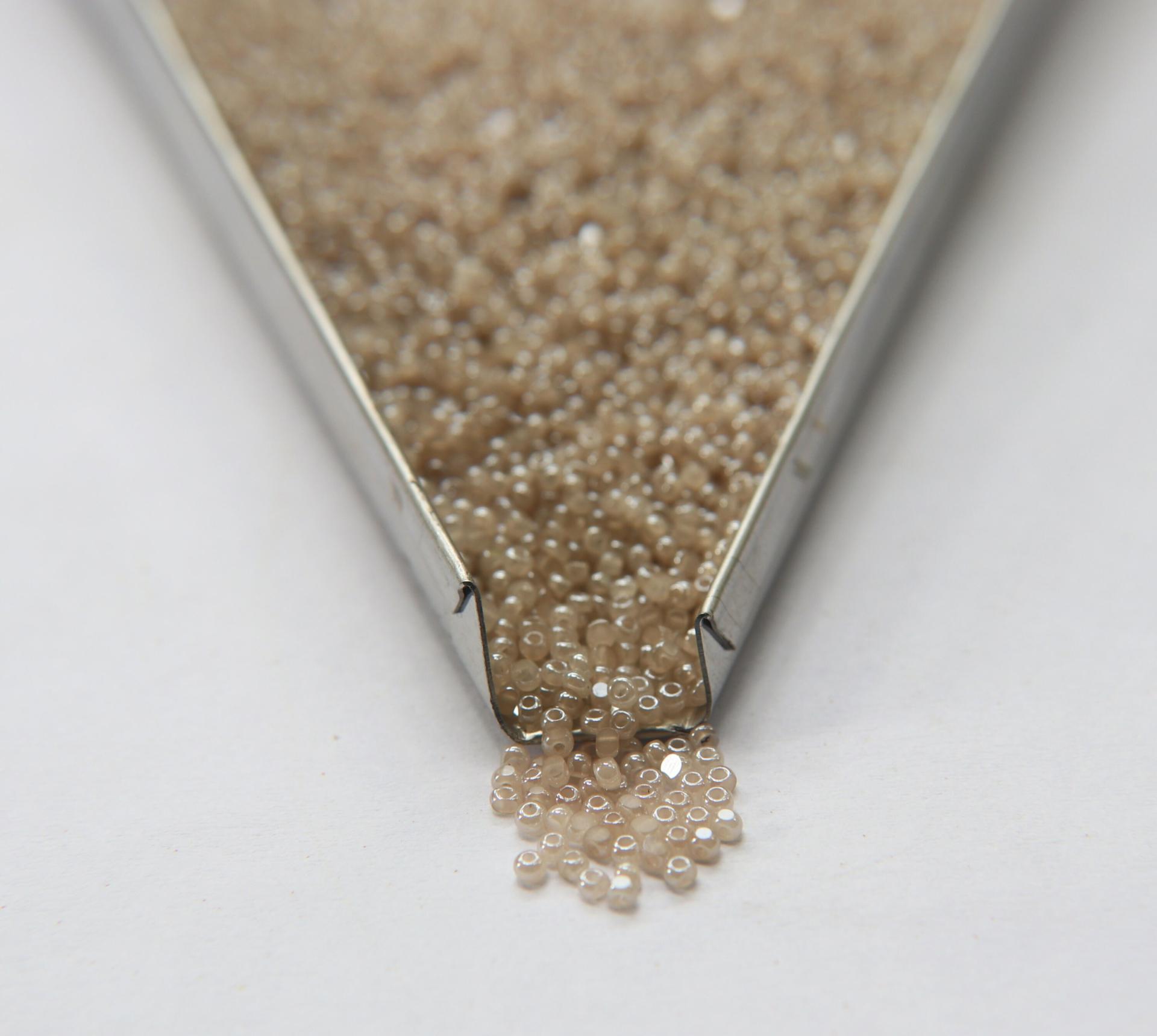 11/0 Charlotte true Cut Beads Pearl Light Beige 2X 10/20/50/250/500 Grams PREMIUM SEED BEADS, Rare Beads, Native Supply