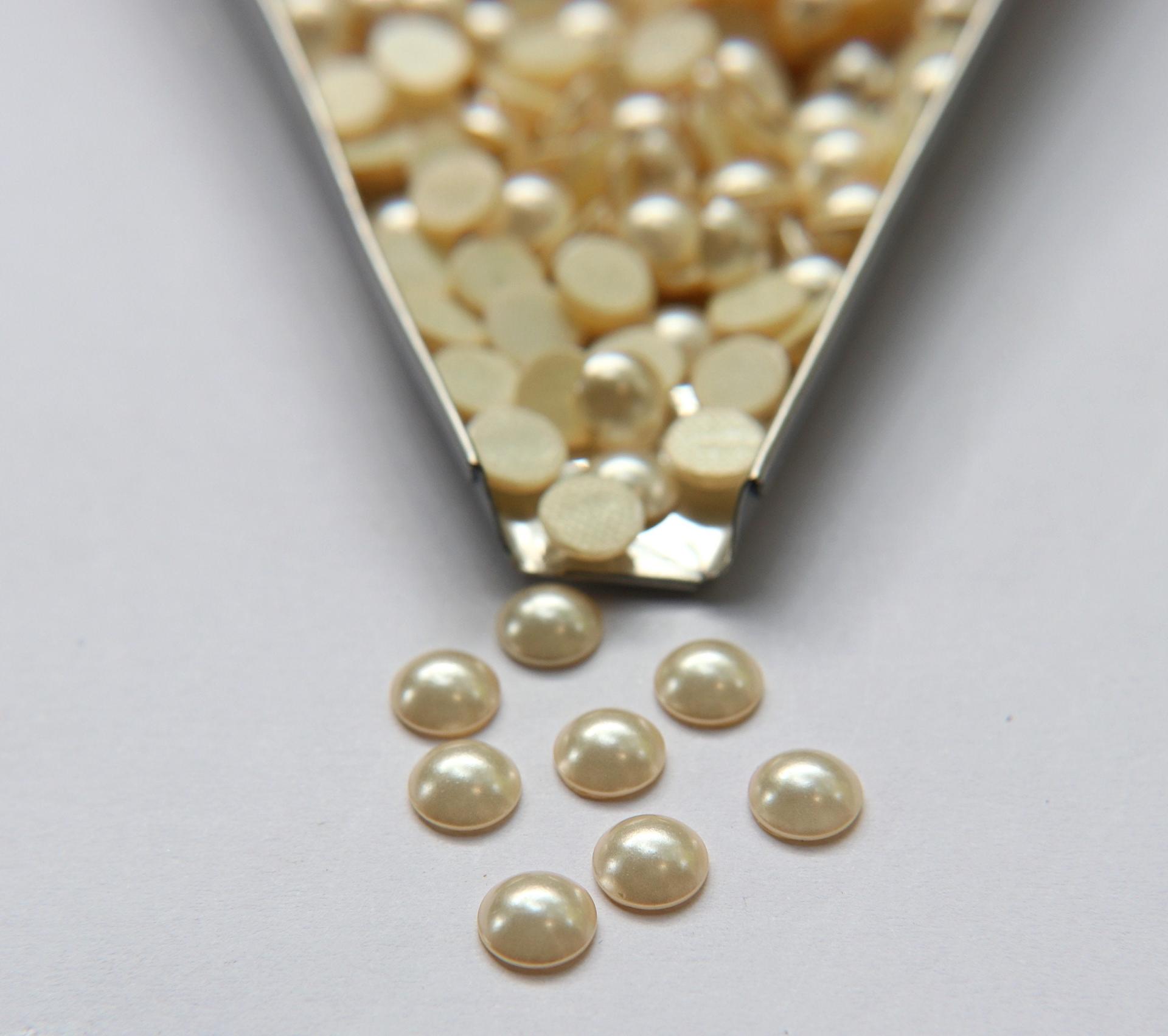 Swarovski Crystal Cabochon Pearl Hotfix Flat Backs, 7mm