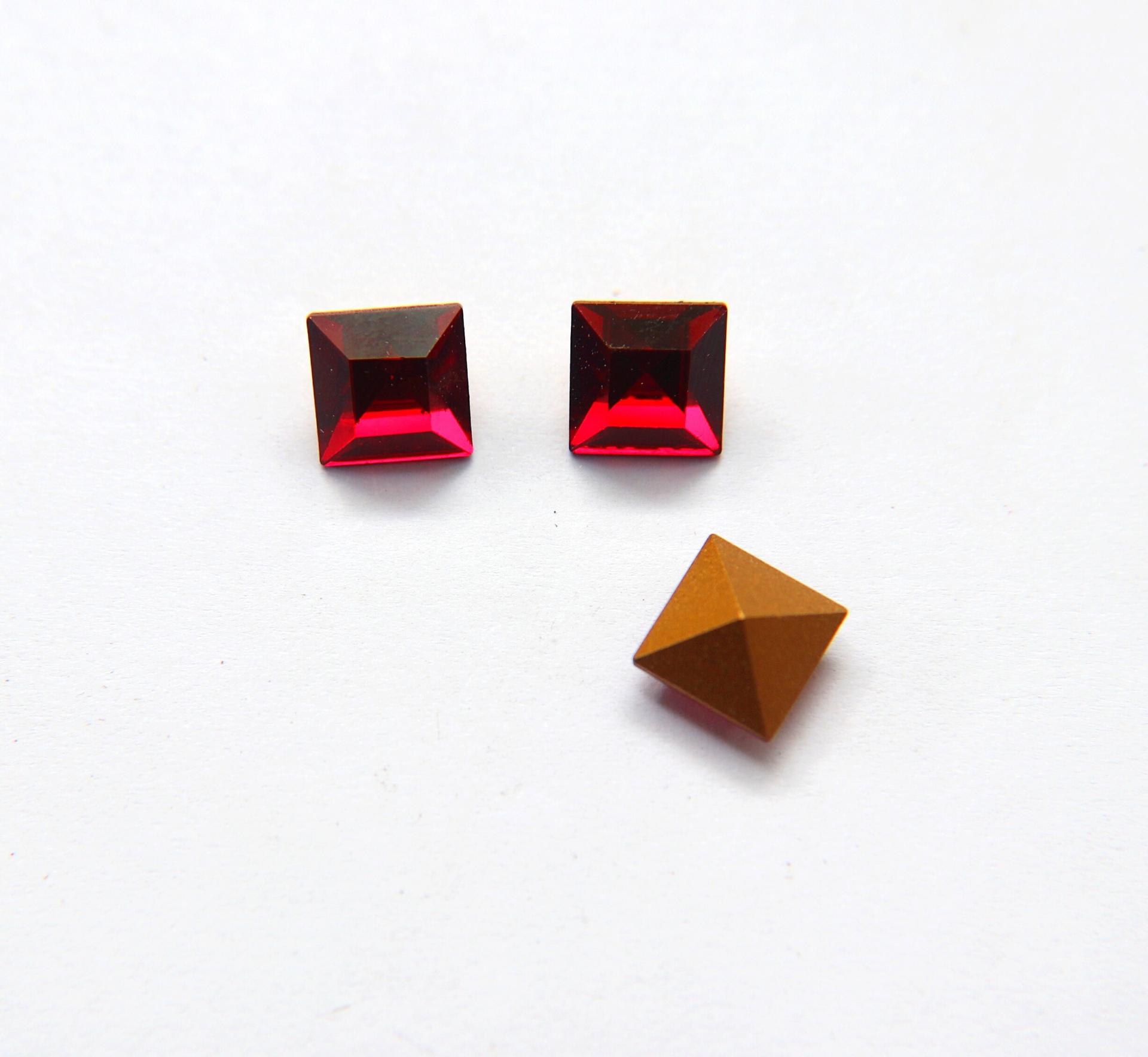 10mm Siam Clear Square Rhinestones Vintage Swarovski 4400 Gold Foil Pointed Back 2/6/12/36 Pieces fancy stones, jewelry making, craft supply