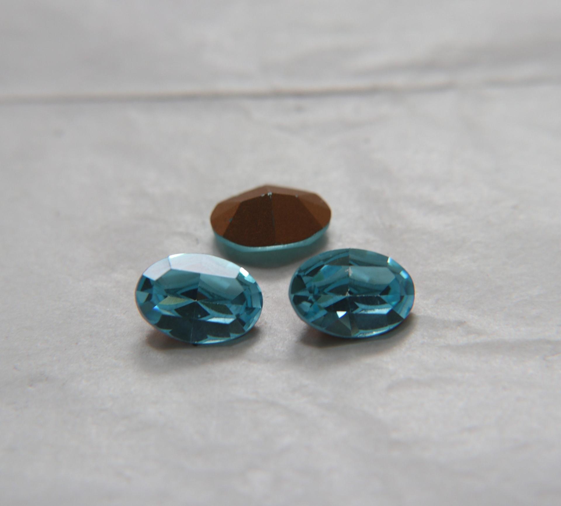 Vintage Preciosa  14x10 mm Crystal Aquamarine Oval Shape Premier Crystal Rhinestones 6/12/36/72/144 Pieces gemstones, jewlery