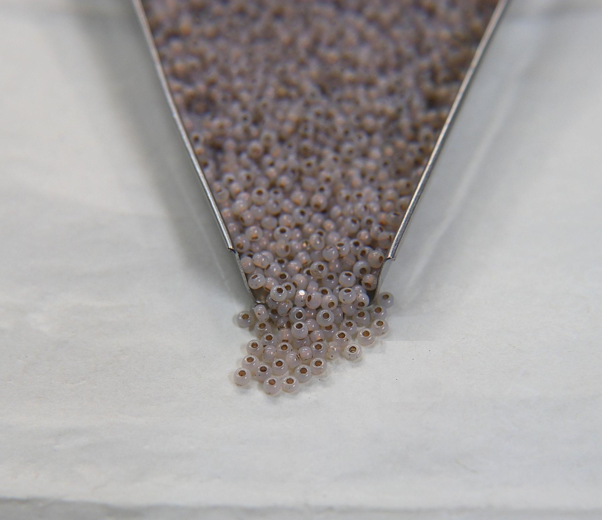 11/0 Charlotte Cut Beads White Opal Antique Gold Lined 10/20/50/250/500 Grams PREMIUM SEED BEADS, Native Supply