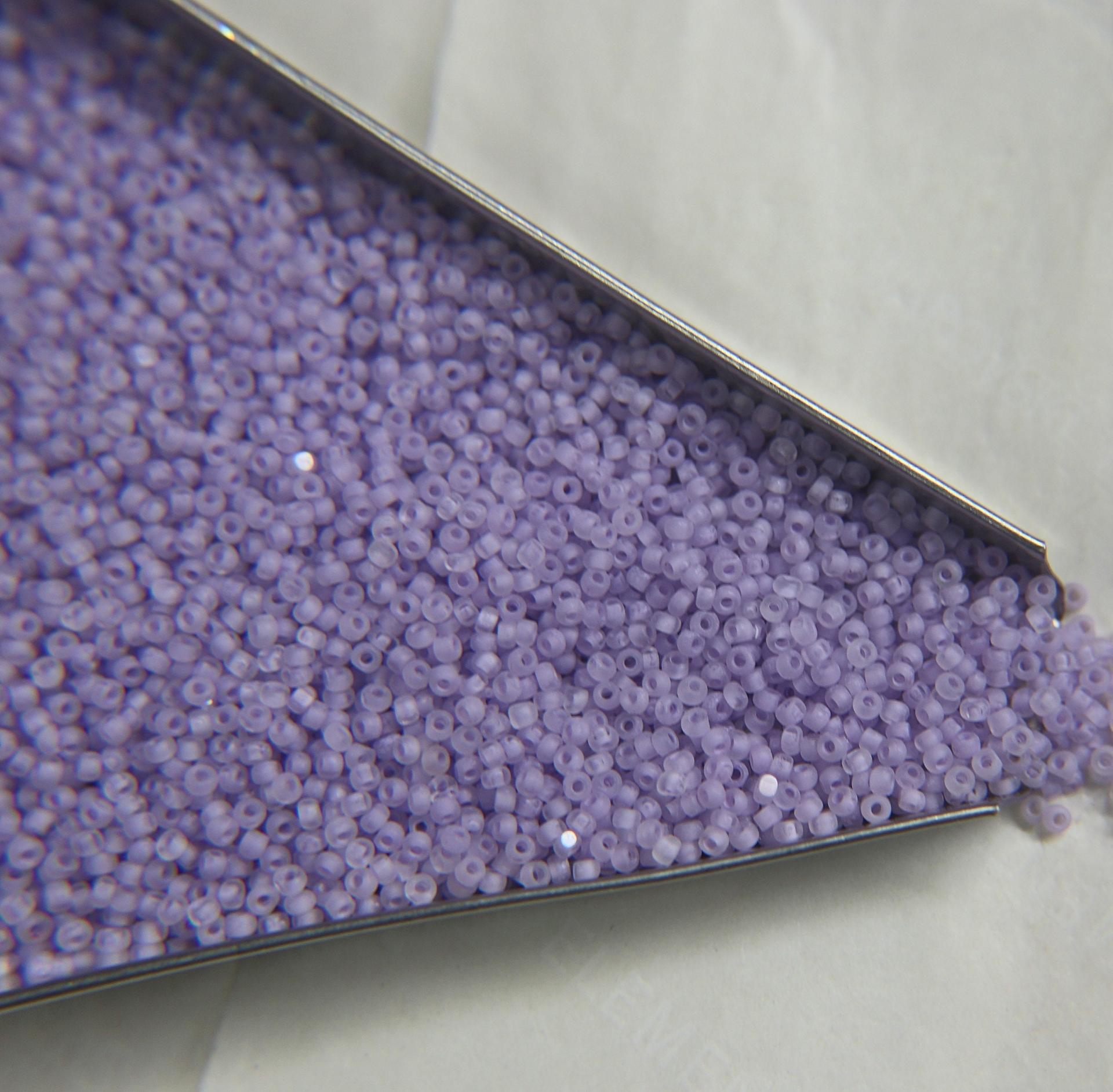 11/0 Charlotte Cut Beads Crystal Matt Lilac Lined 10/20/50/250/500 Grams PREMIUM SEED BEADS, Native Supplies