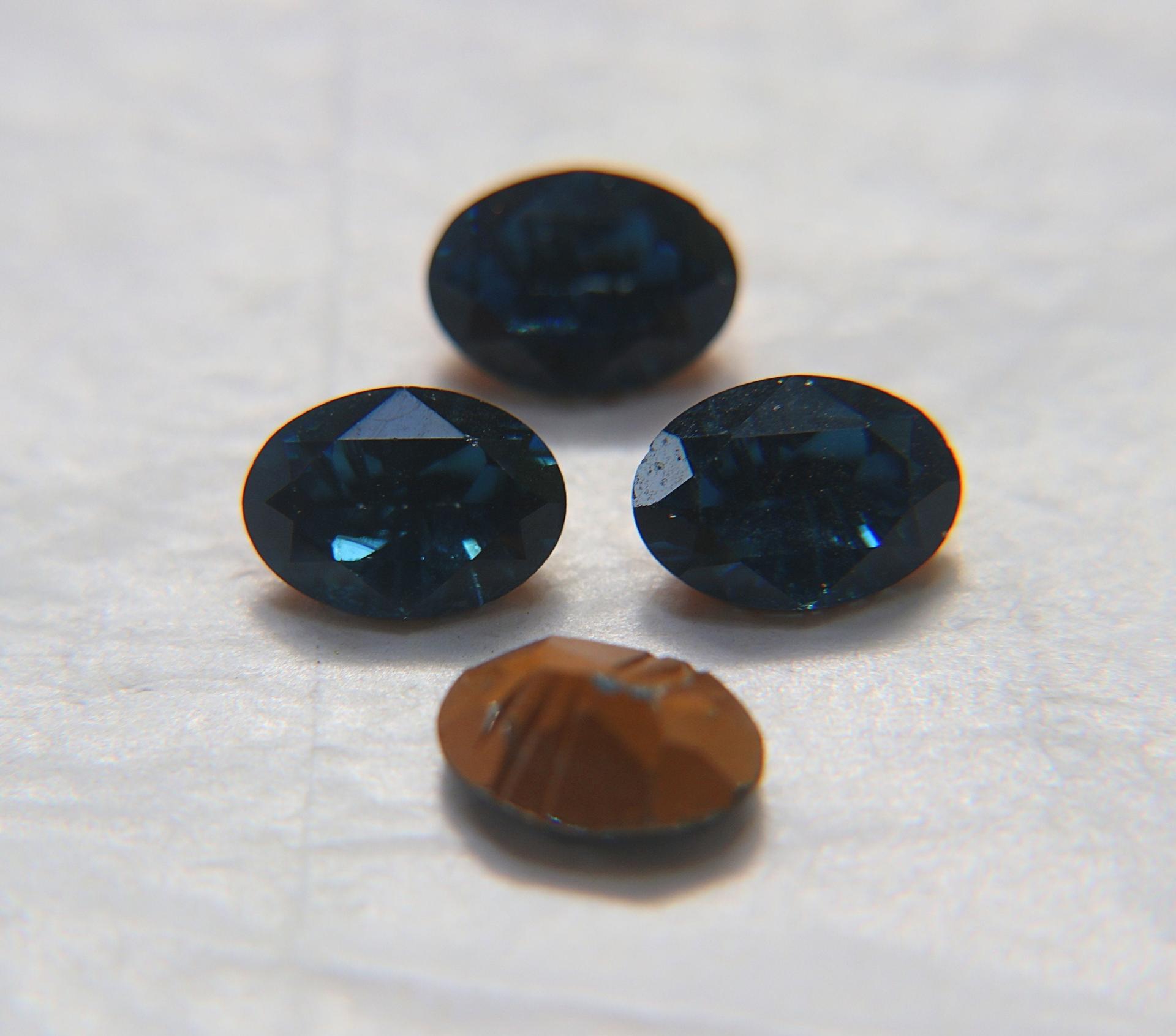 Vintage Swarovski 14x10 mm Crystal Montana (207) Oval Shape Premier Crystal Rhinestones gemstones