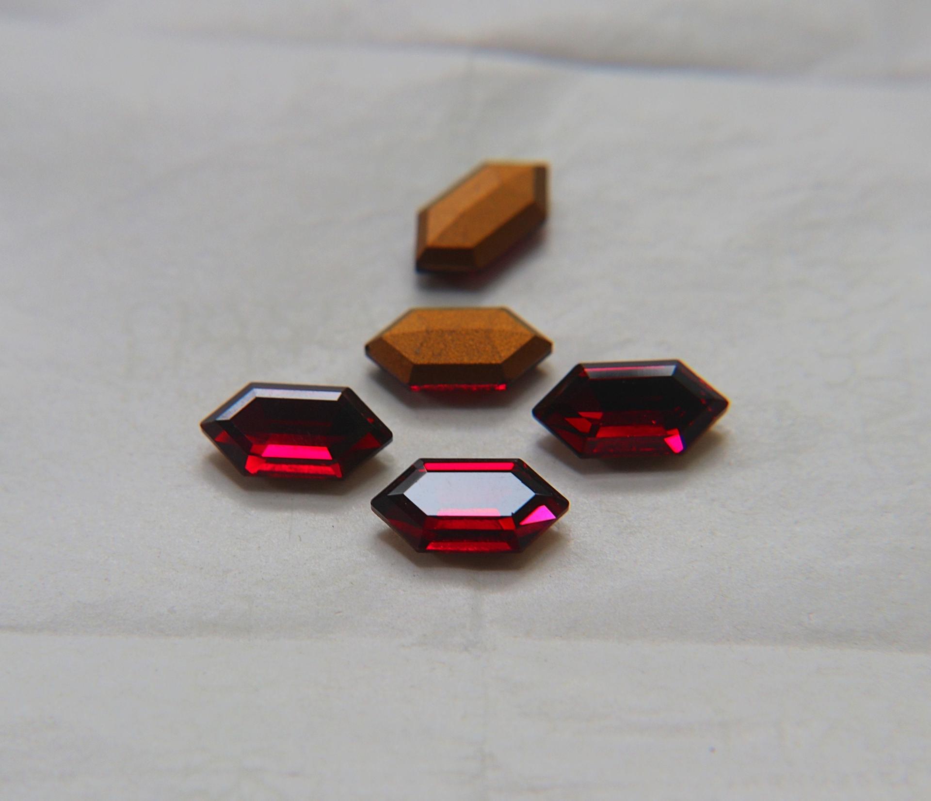 Vintage Swarovski 16.5 x 8.4mm Elongated Fancy rare stones (5 Colours) 6/12/36/144 Pieces gemstones, jewlery making, color zirconium