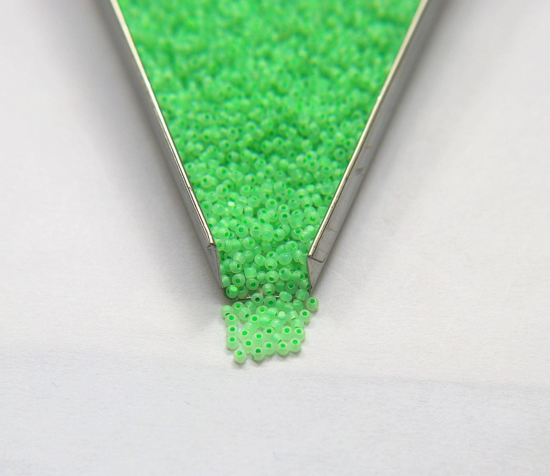 11/0 Charlotte true Cut Beads OPAL Neon Linings (12 Colors) 10/20/50/250/500 Grams Premium Seed Beads, Rare Beads, Native Supply