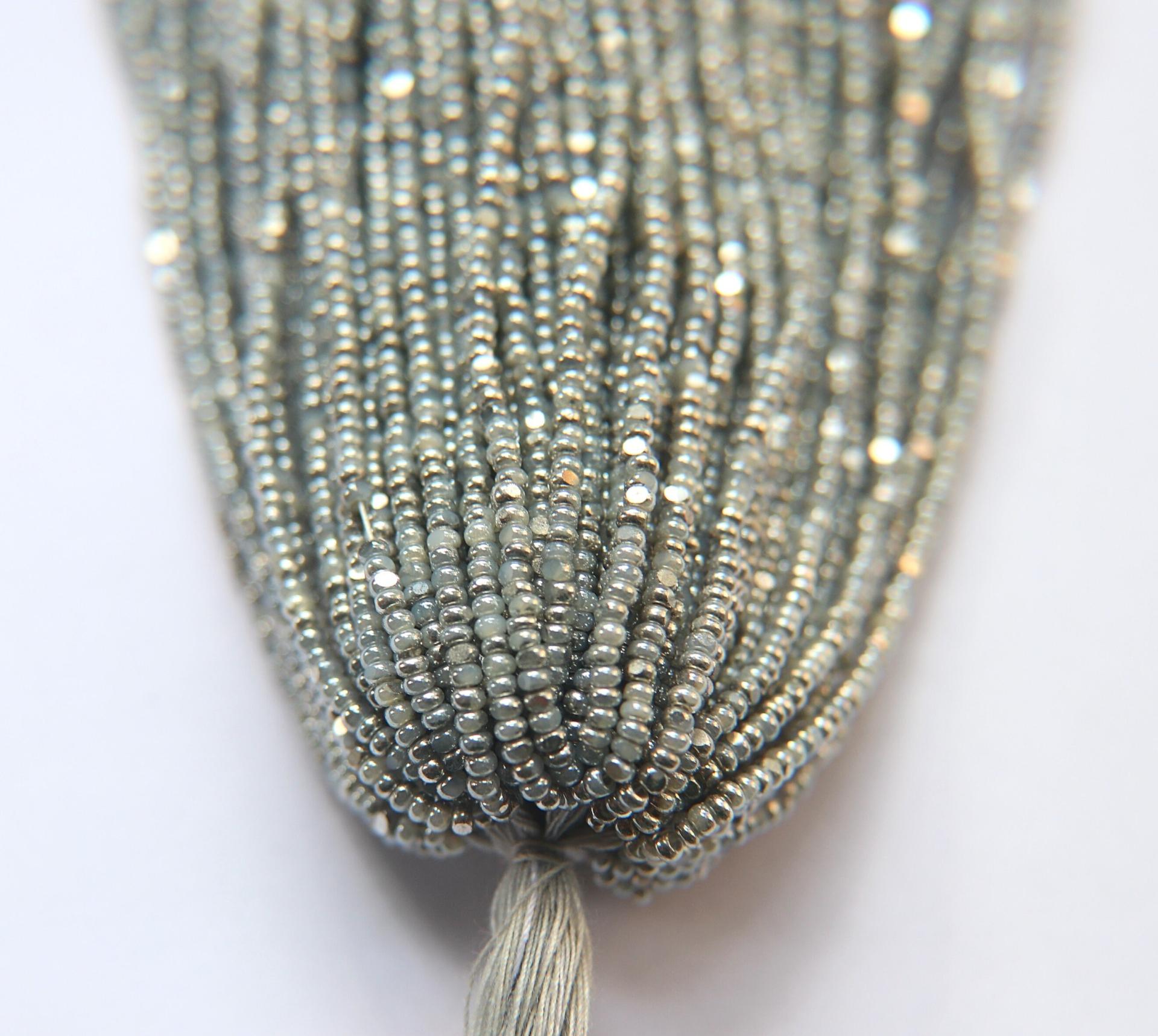 11/0 Hanks Charlotte Cut Beads Patina Pearl Off White Silver 47102 1/5/25/50/100 Hanks PREMIUM SEED BEADS, Native Supplies