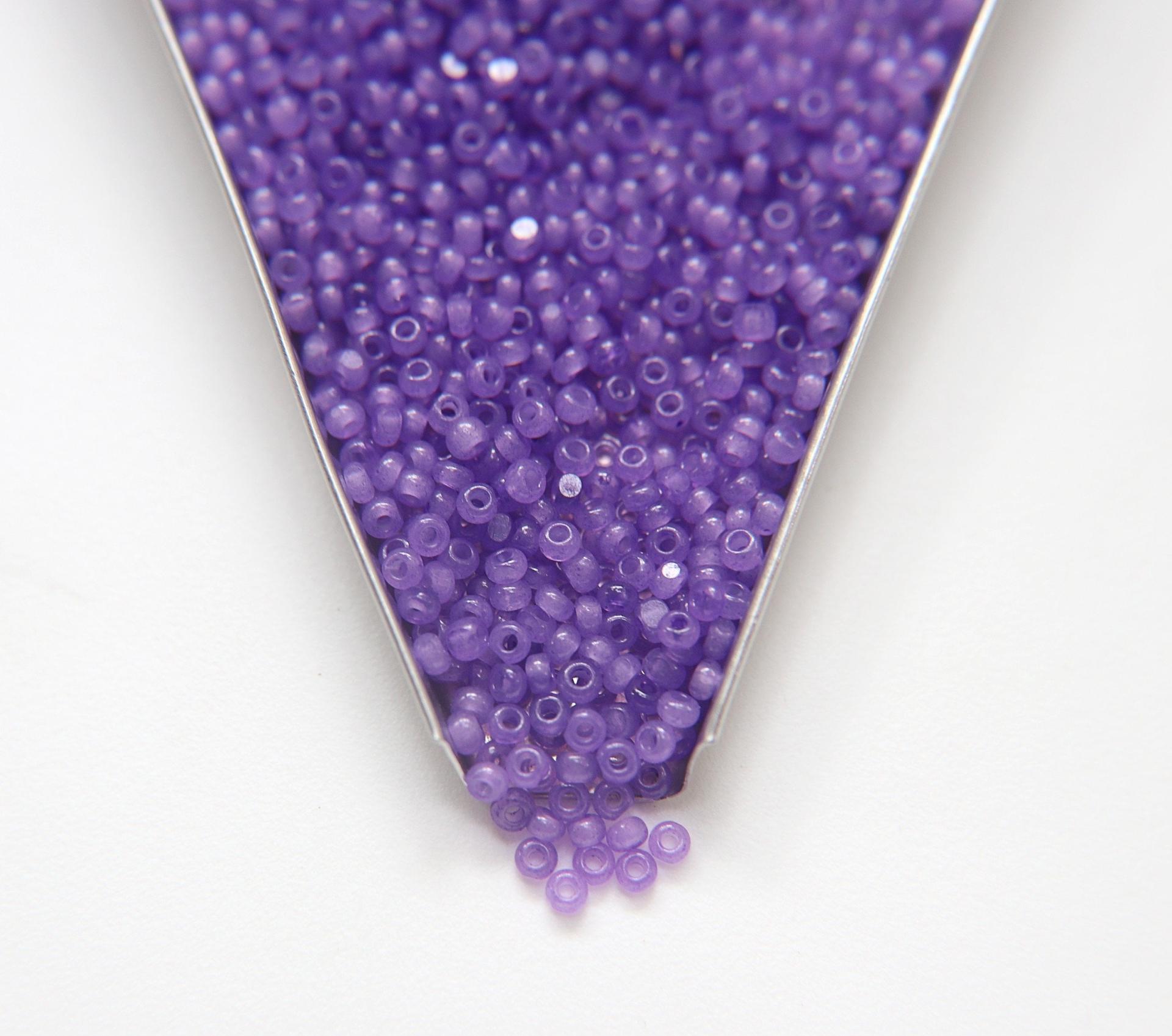 8/0 Truecuts Beads Tanzanite Opal glass beads jewelry supply vintage findings craft supply rare materials
