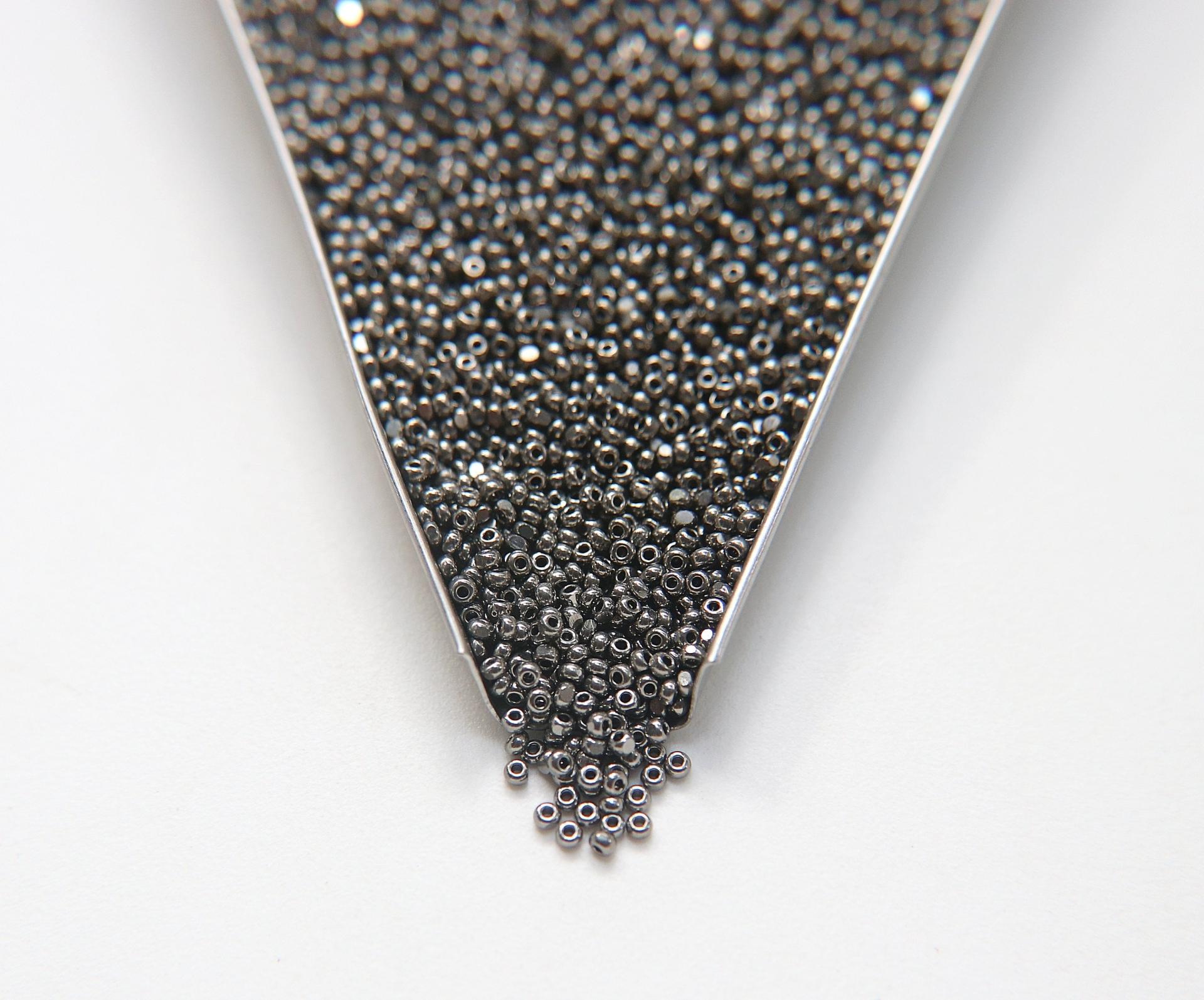 11/0 Charlotte true Cut Beads Chrome 10/20/50/250/500 Grams embroidery materials, jewelry making, vintage beads, rare finding