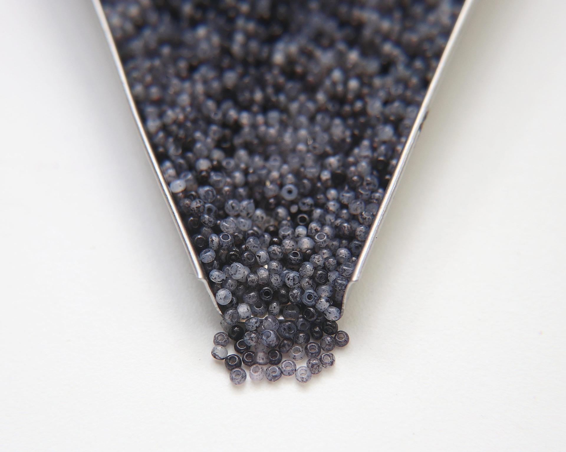 11/0 Charlotte Cut Beads Opal Mosaic effects PREMIUM MATERIALS native supply ornaments making embroidery