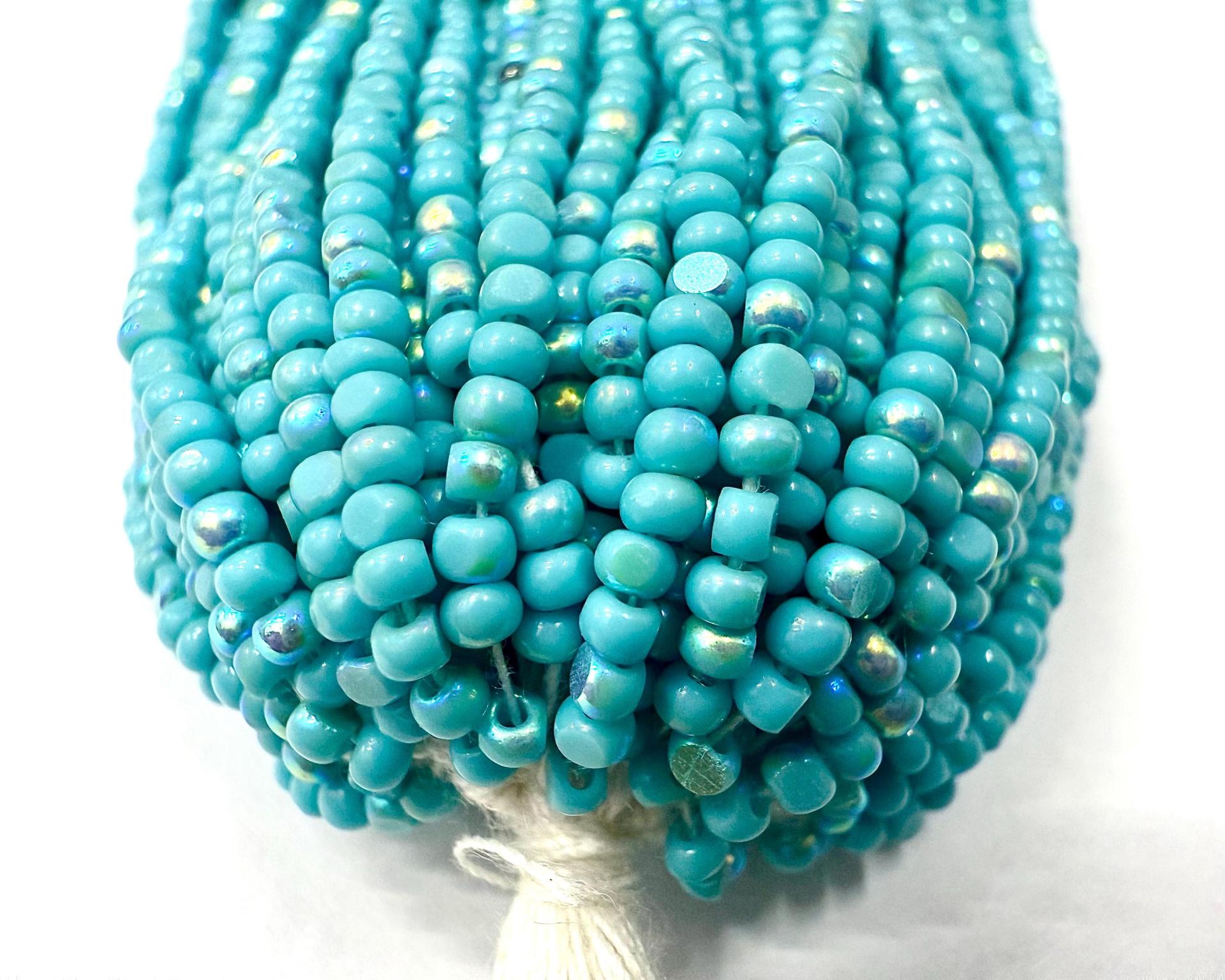 11/0 Hanks Charlotte true Cut Beads Patina Opaque Premium Turquoise Blue Aurore Boreale