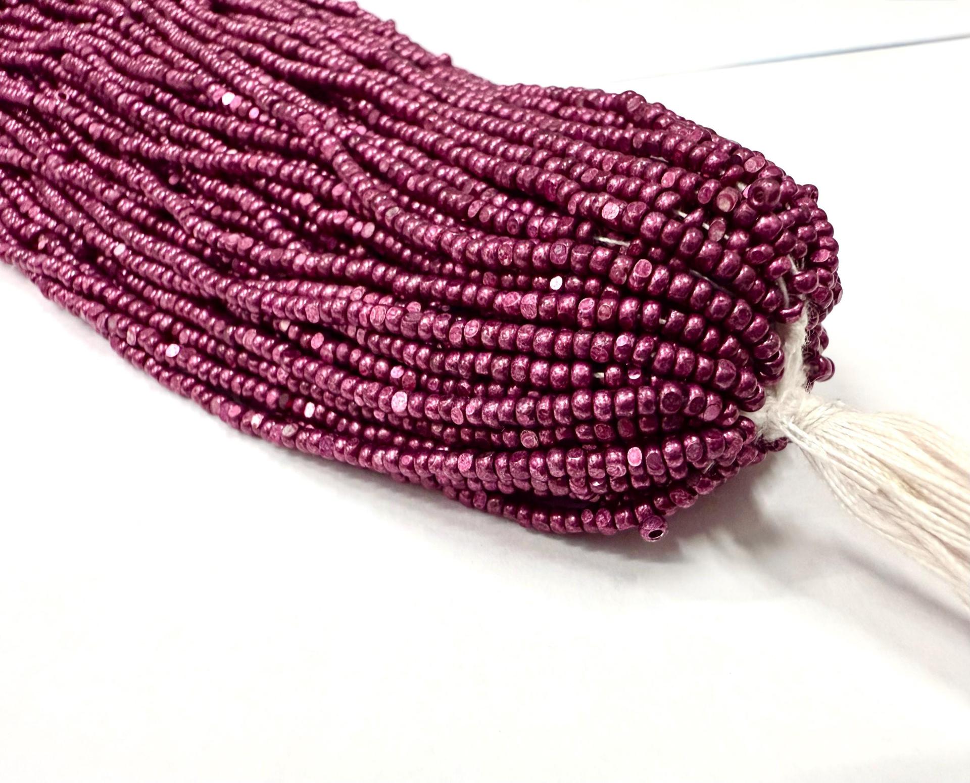 11/0 Hanks Charlotte Cut Beads Metallic Rose