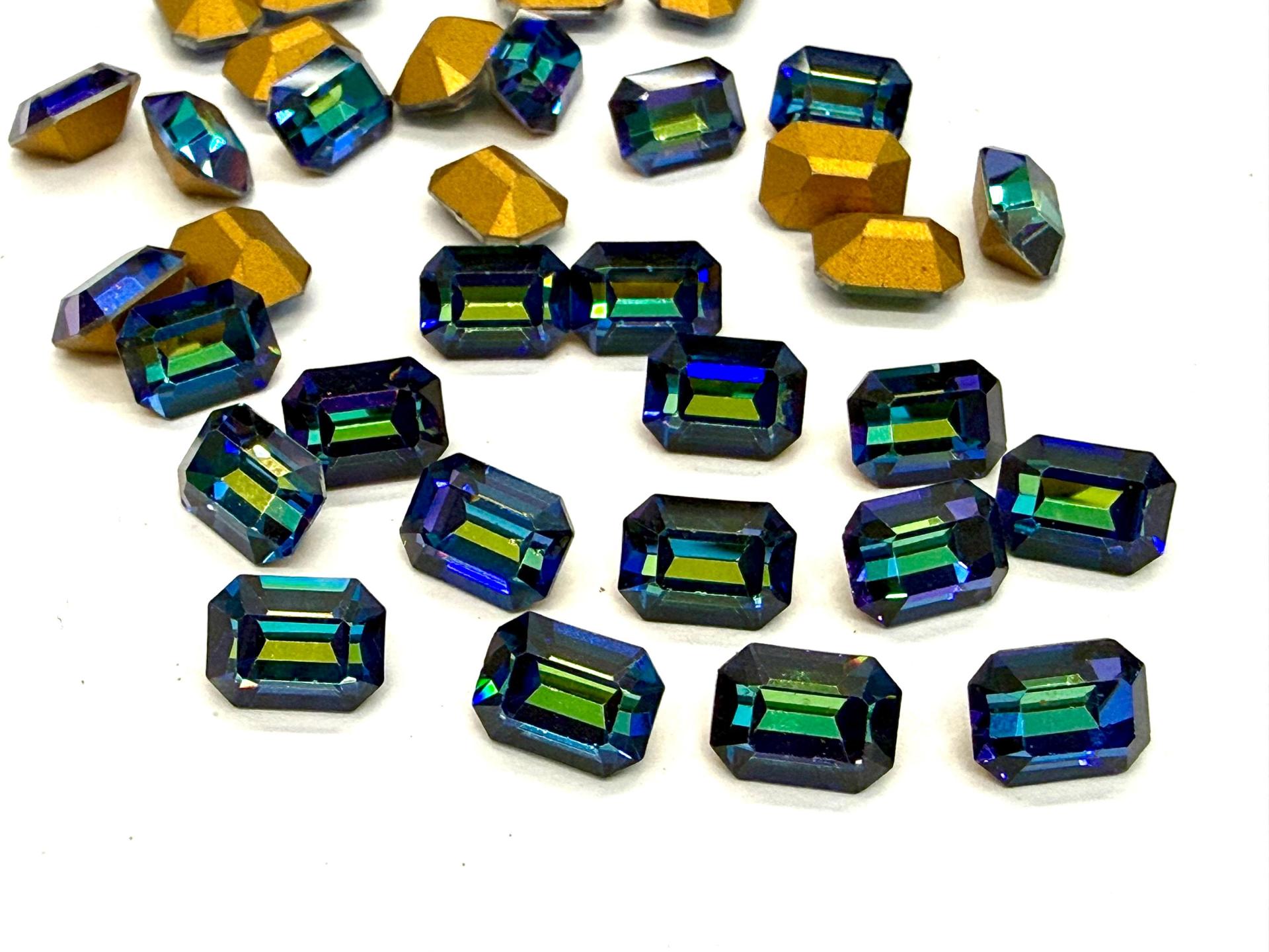 Vintage Swarovski Crystal Rhinestones, 8x6mm Octagon Bermuda Blue (4600)