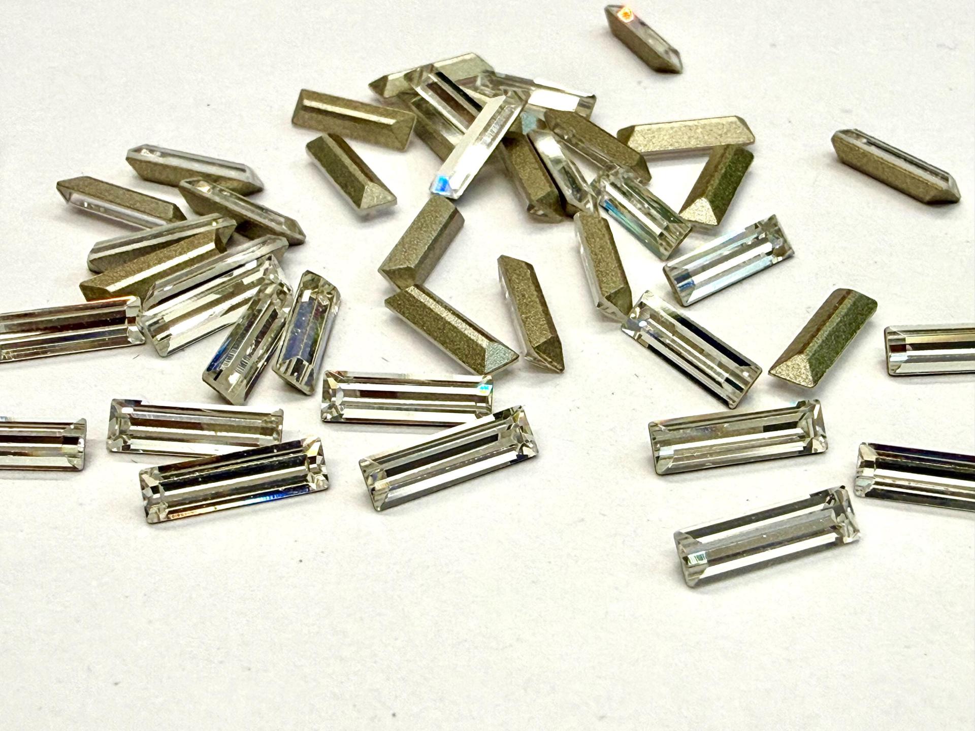 10x3 mm Swarovski 4500 Crystal Baguette Fancy Stone  gemstones jewlery making color zirconium