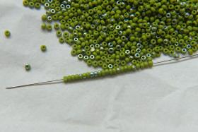 11/0 Charlotte Cut Beads Patina Opaque Olivine Aurore Boreale 10/20/50/250/500 Grams PREMIUM MATERIALS