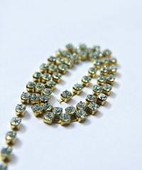 18ss Swarovski Rhinestone Chain in Light Azore 0.5/1/2/5 Meters Bridal Supplies, Jewelry Making, vintage findings, embroidery materials