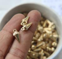 Solid Metal Spike Drops, Spikedrop Charms, in brass 15x6mm 2mm Loop 10/50 pieces vintage findings, jewlery making, art deco premium supplies