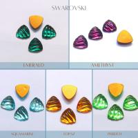 Swarovski 14 mm Vintage Flat Back Triangle Cabochon Cabs(5 Colours) 2/6/12/36 pieces home decorations / jewelry making