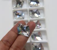 Swarovski 3265 Cosmic Crystal Sew-On Bead 26 x 21 mm, embroidery, jewelry parts 2/6/12/24 pieces bridal decorations, embroidery material