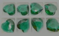 Swarovski Vintage 4827 Heart Rhinestones 28 mm in Emerald unfoiled fancy stones jewelry making