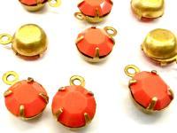 Preciosa Crystal Opaque Light Red Drop, Brass Setting (6mm, 28ss)