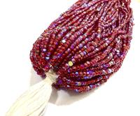 11/0 Hanks Charlotte true Cut Beads Patina Siam Aurore Boreale