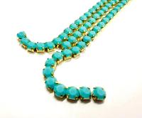 Turquoise Preciosa Rhinestone close cup chain, 16 SS